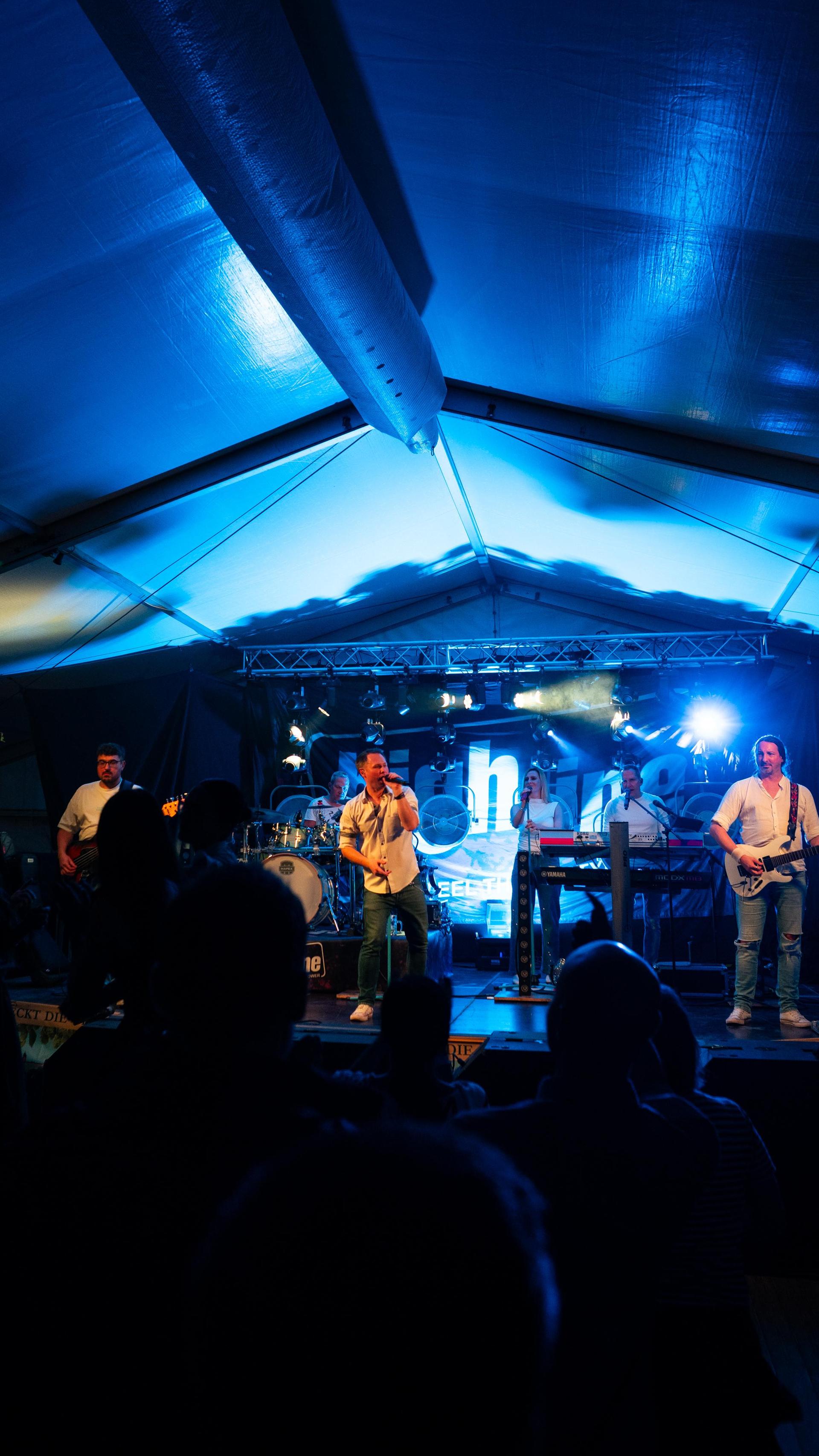 Die Highlights am Samstag bei der Kirchweih der DJK Weiden. (Bild: Hannes Stock)