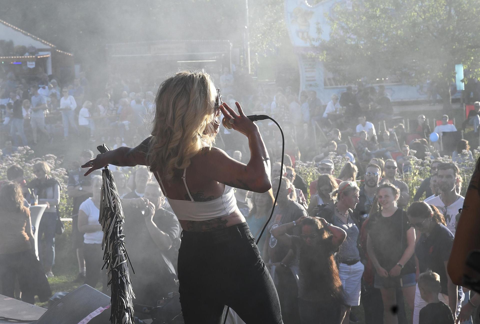Dosenbier, Zeltplatz, Staub: Das ist euer Festivalsommer. (Archivbild: Petra Hartl)