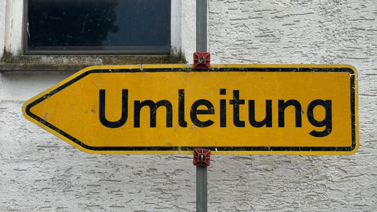 Die Erzhausstraße in Sulzbach-Rosenberg wird am 30. April für einen Tag gesperrt. (Symbolbild: Heike Unger)