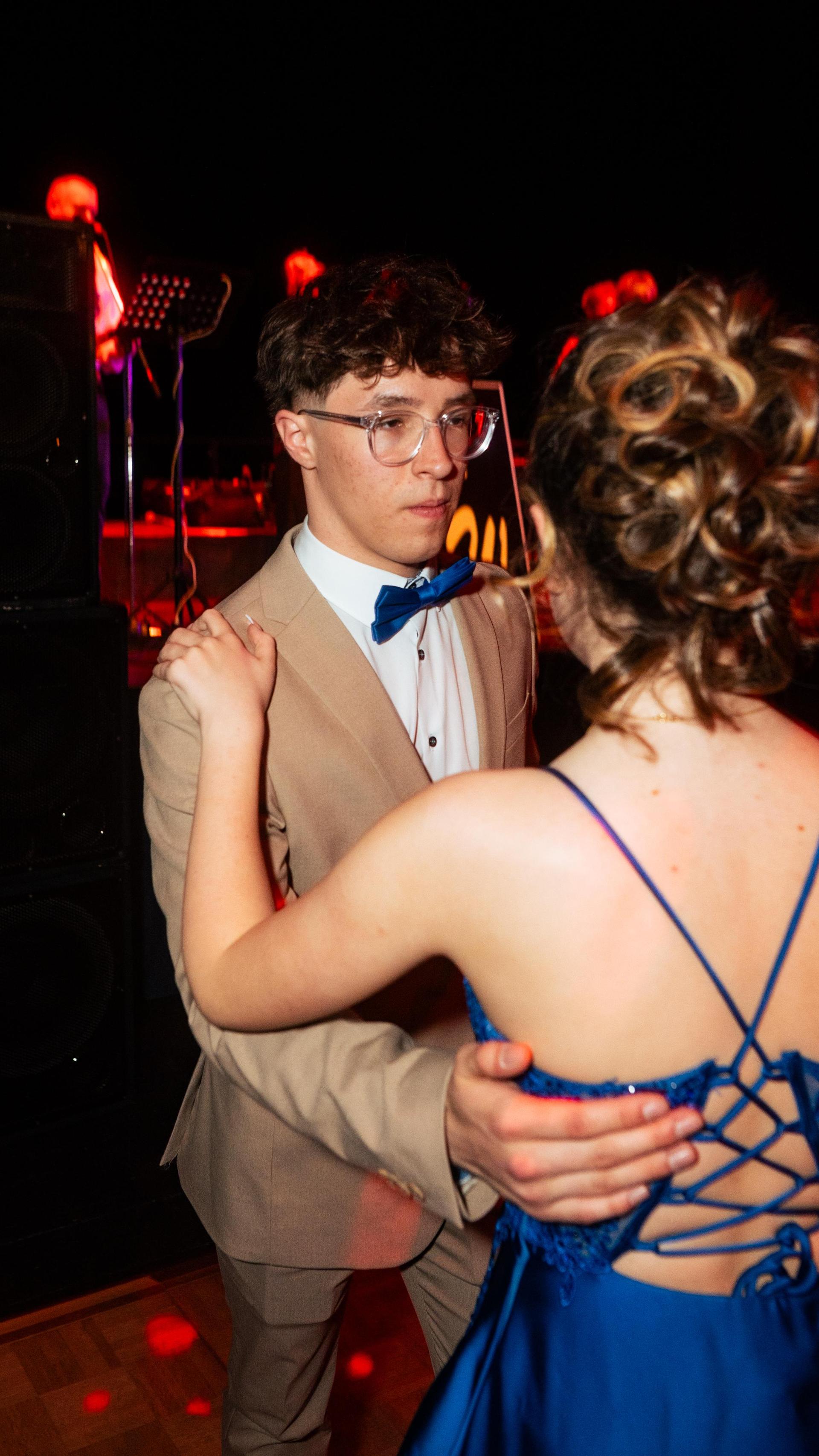 So war der Abschlussball der Realschulen in Weiden. (Bild: Hannes Stock)