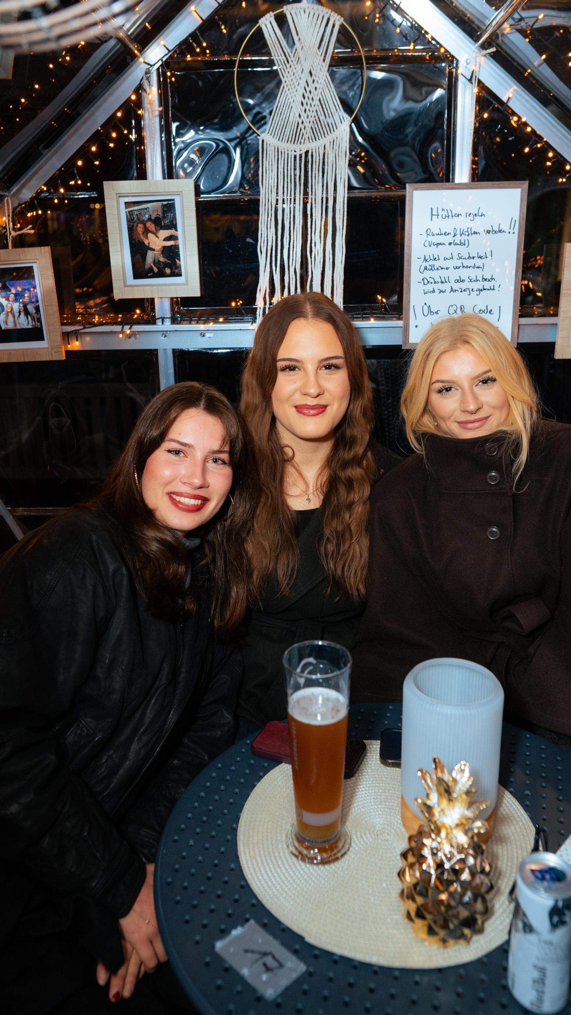 Exklusive Einblicke in die Halloween-Party in der Santorino-Bar. (Bild: Hannes Stock)