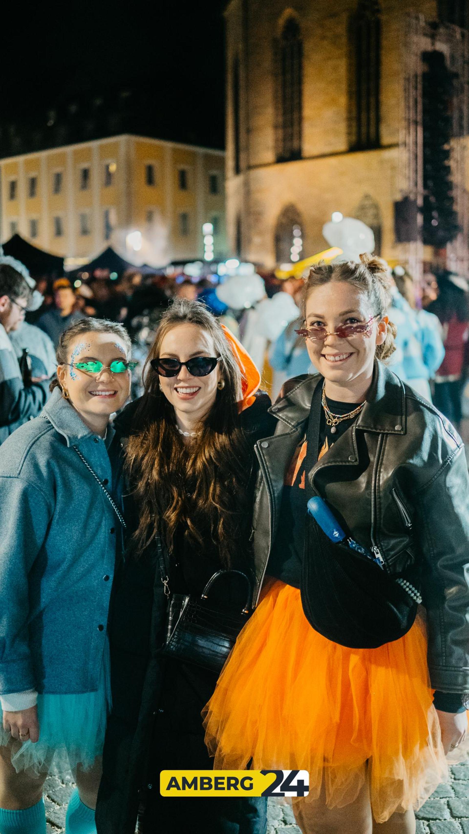Die Bilder der Amberger Hexennacht vom Marktplatz. (Bild: Mario Donhauser)
