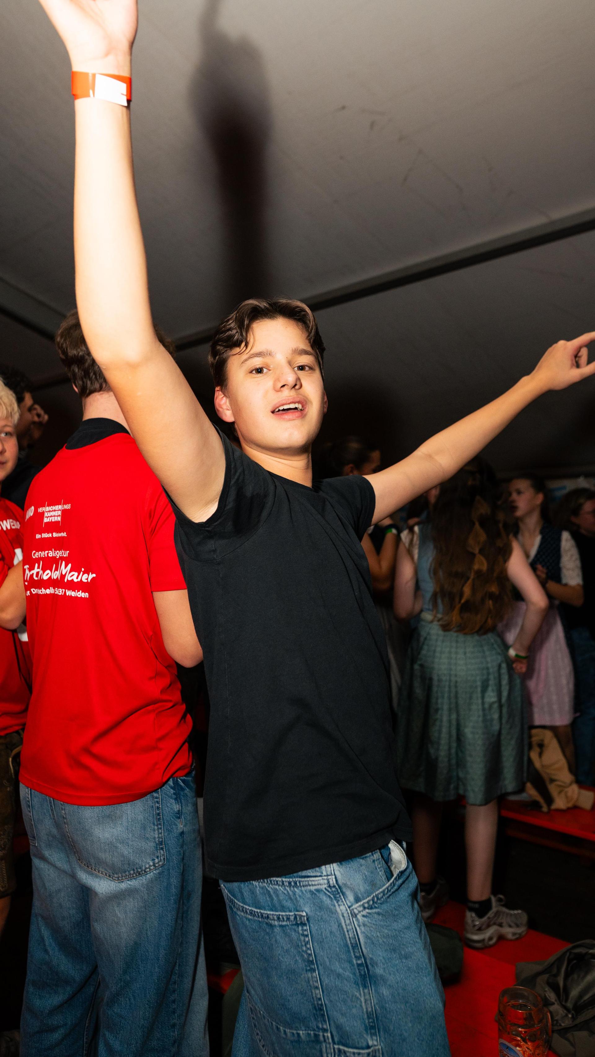 Die Highlights am Samstag bei der Kirchweih der DJK Weiden. (Bild: Hannes Stock)