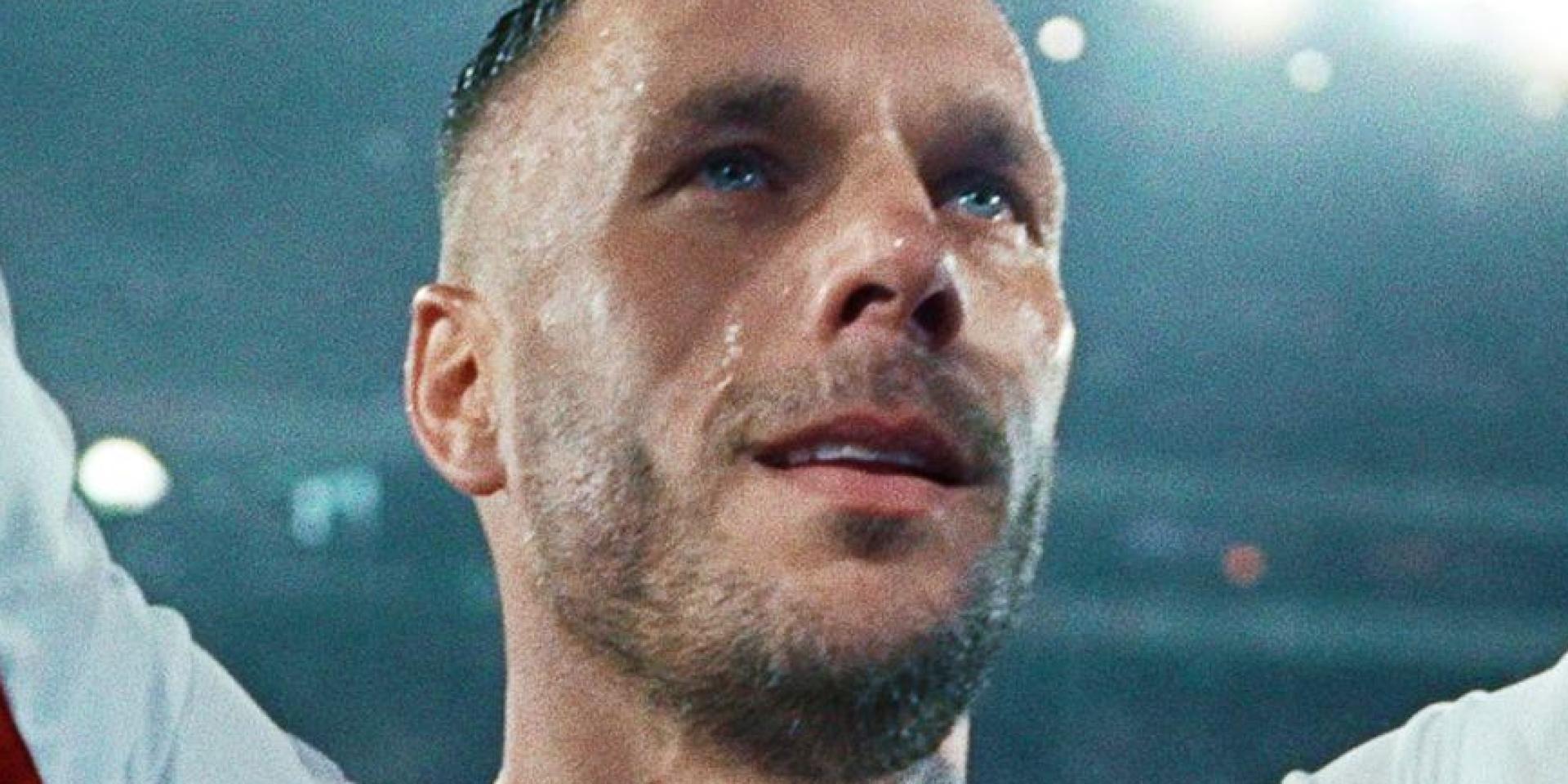 Die Doku „Poldi“ über Fußballer Lukas Podolski ist seit 4. Juni auf Netflix streambar. (Bild: -/Netflix/dpa)