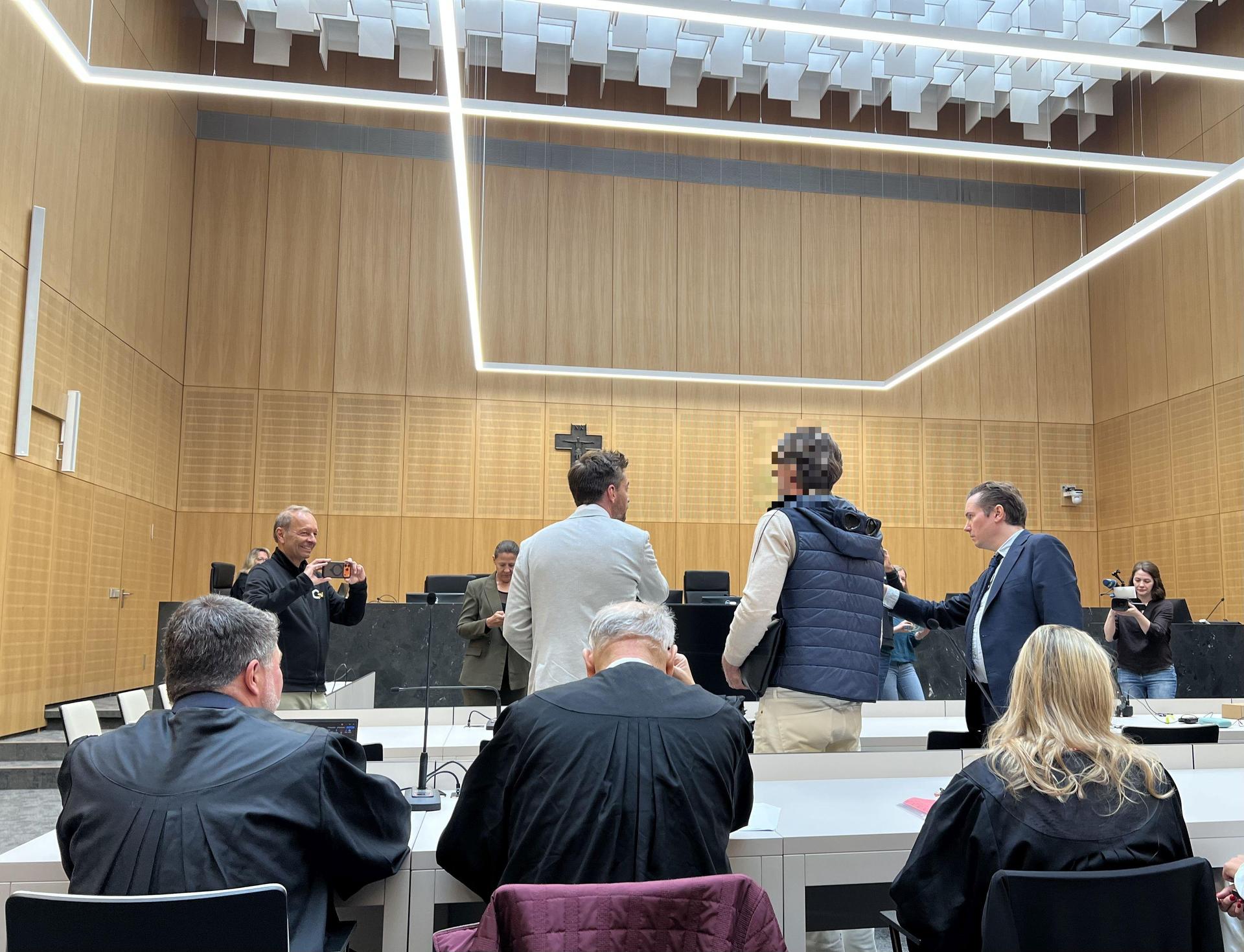 Der letzte Tage im Champagner-Prozess in Weiden. (Bild: juh)