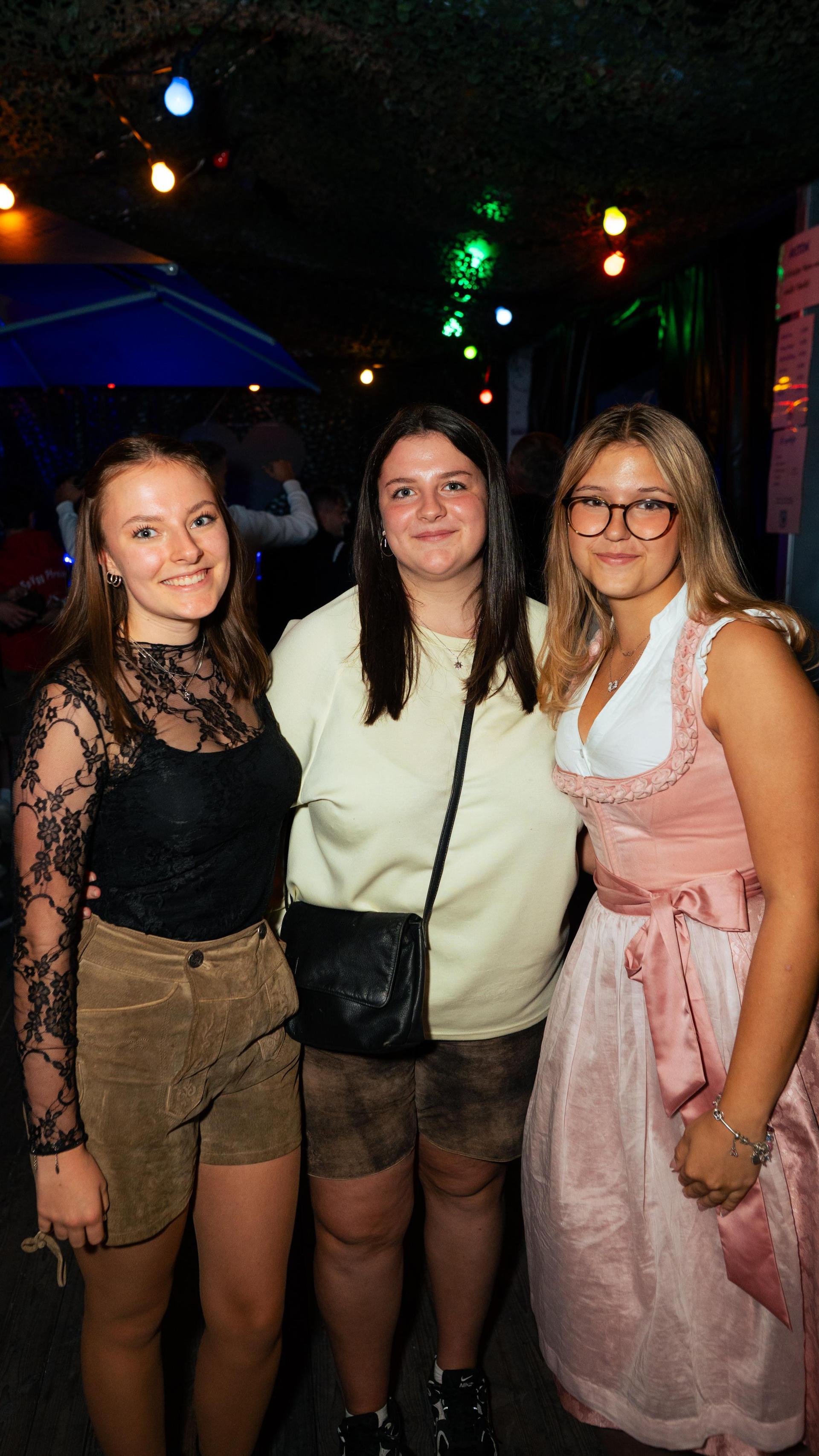 Sonntagabend auf der Pfreimder Kirwa. (Bild: Hannes Stock)