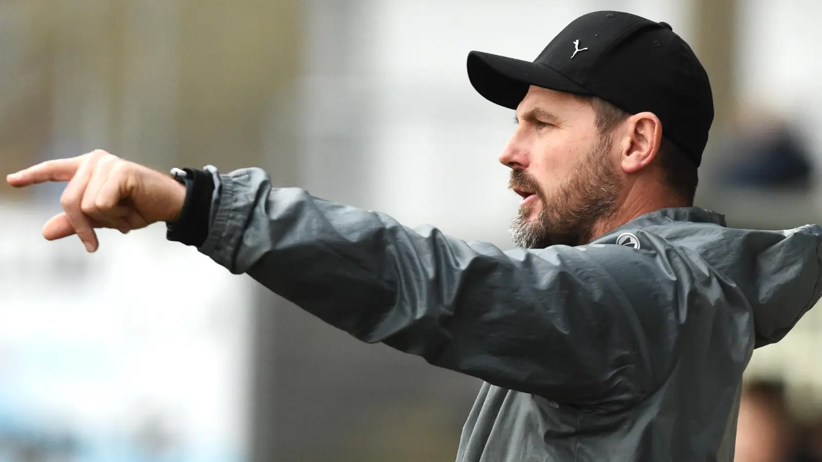 Philipp Siegert ist nicht mehr Trainer des FC Weiden-Ost.  (Archivbild: Gerhard Büttner)