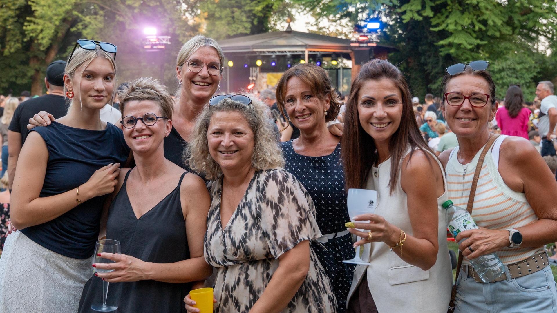 DJ Dollar Bill bei den Sommerserenaden im Max-Reger-Park in Weiden 2026. (Bild: Marina Gube)