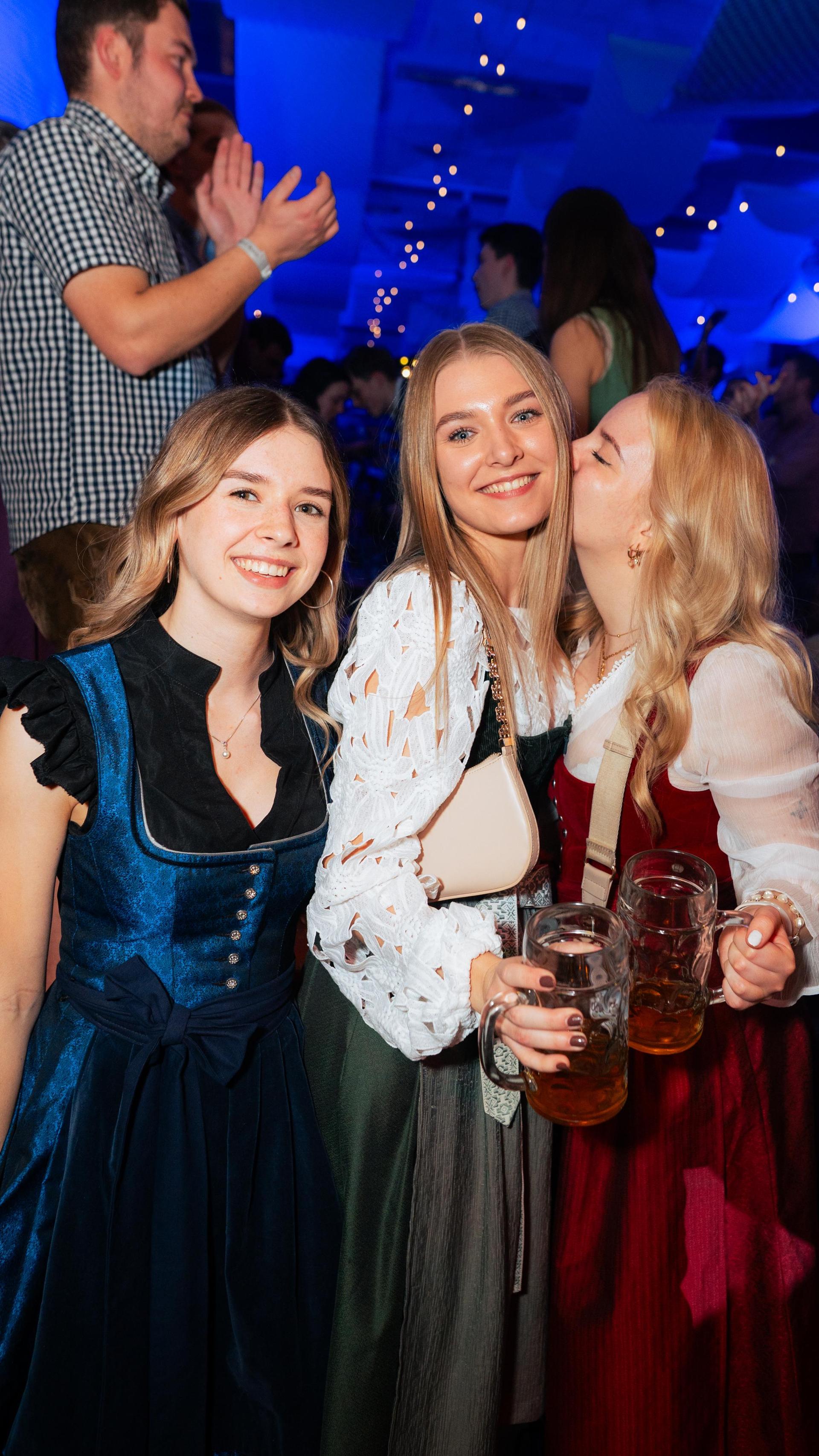 Partybilder vom Starkbierfest Pirk von Hannes Stock. (Bild: Hannes Stock)