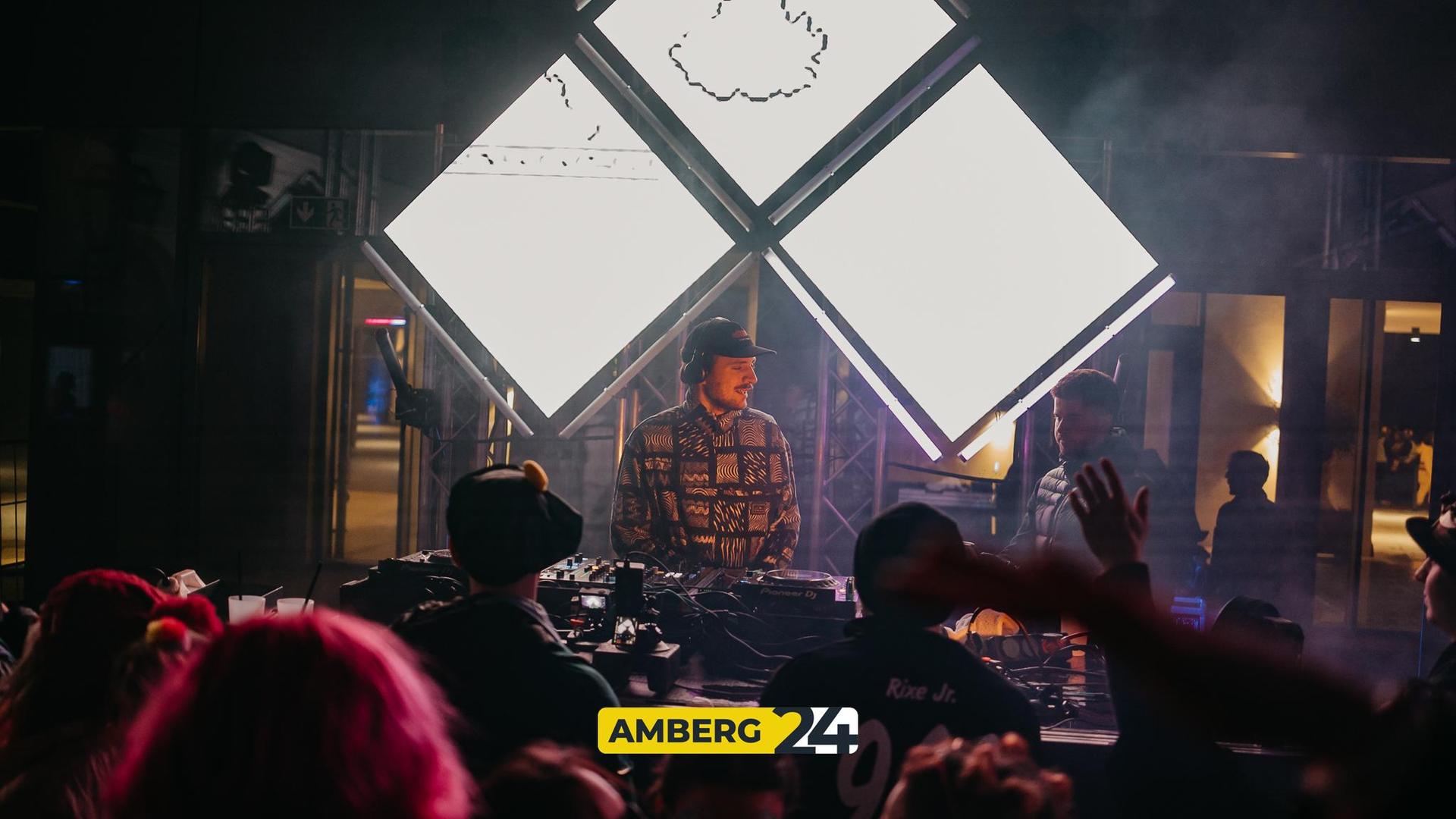 Wie die Hexennacht in den Drei Höfen gefeiert wurde, zeigen die Bilder von Fotograf Mario. (Bild: Mario Donhauser)