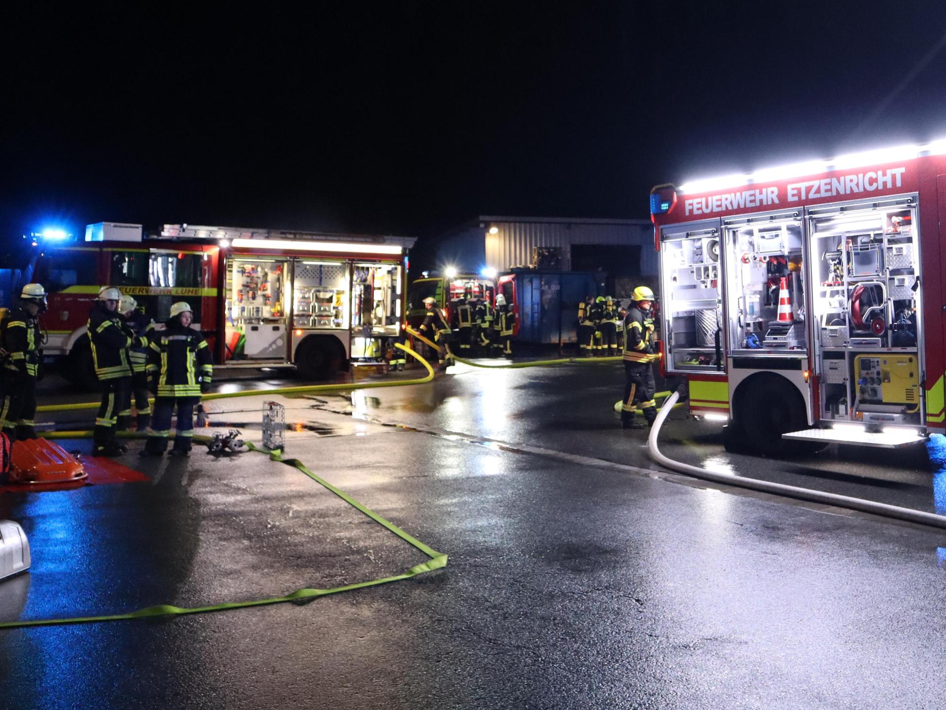 In Oberwildenau fand eine groß angelegte Einsatzübung der Feuerwehr statt. (Bild: Alexander Kleber)