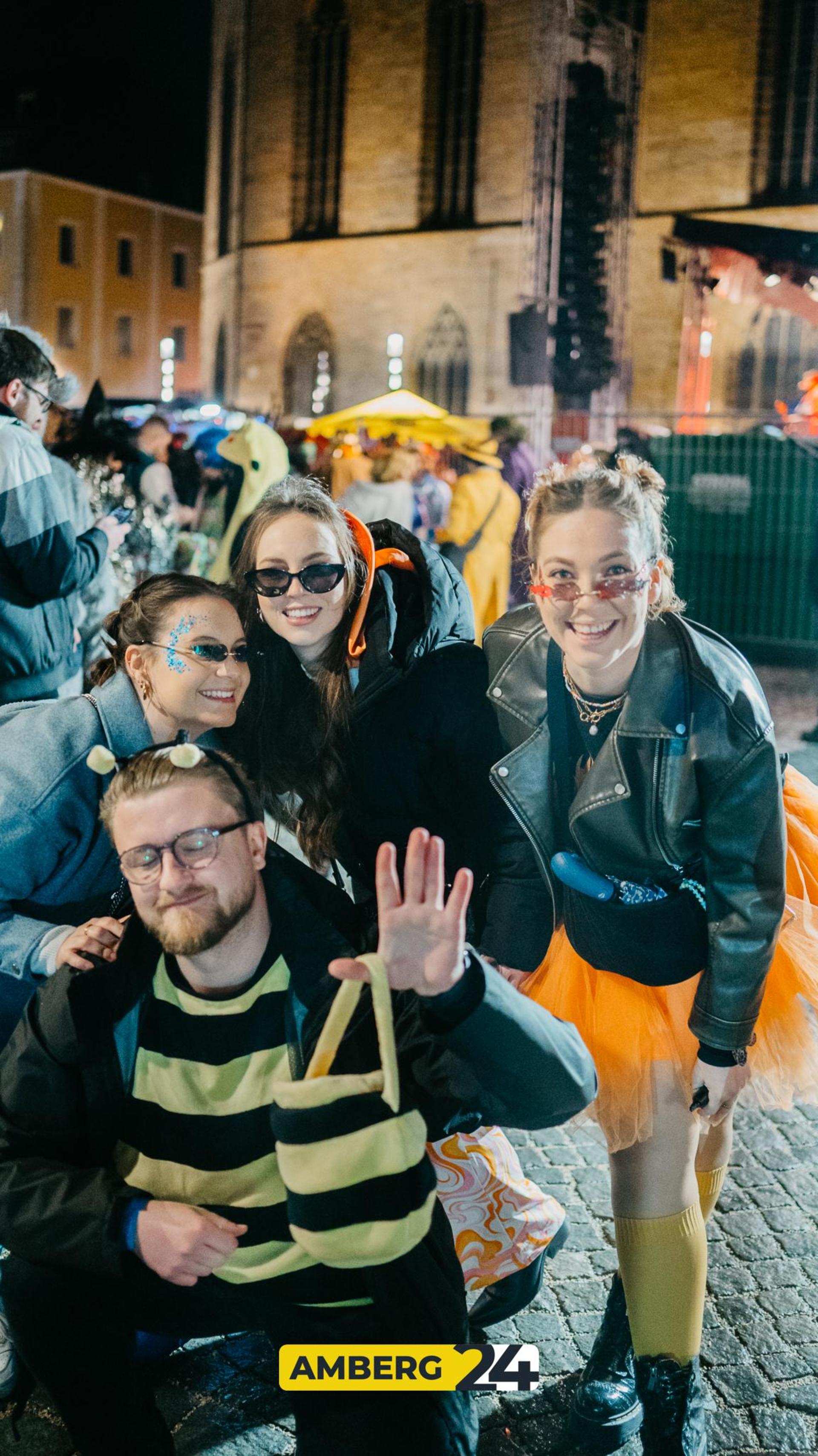 Die Bilder der Amberger Hexennacht vom Marktplatz. (Bild: Mario Donhauser)