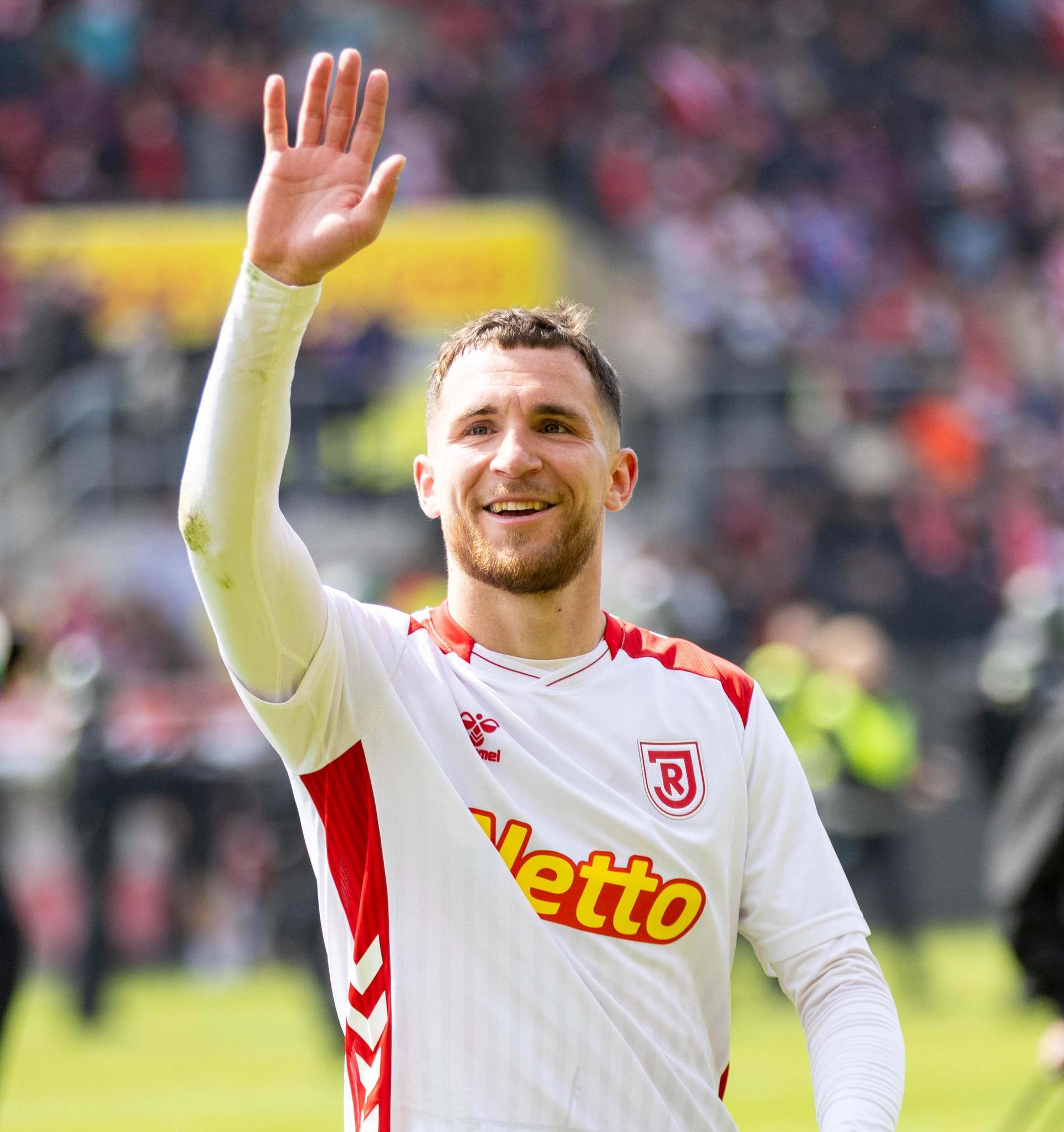 Oscar Schönfelder spielt auch nächste Saison für den SSV Jahn. (Bild: Sascha Janne)