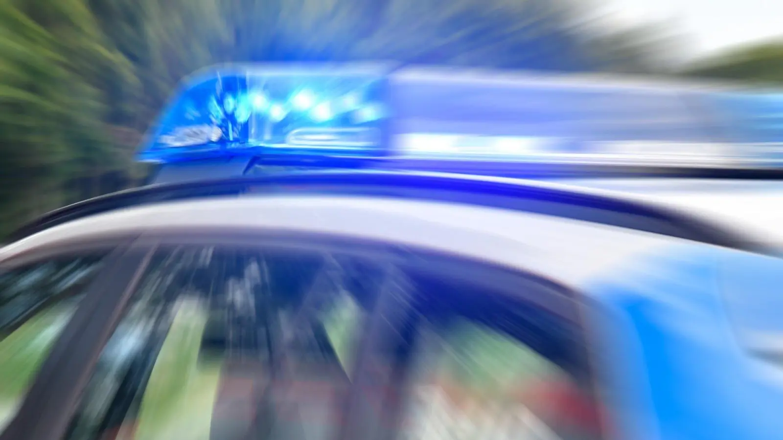 Nach einer Beschwerde über laute Musik informiert die Polizei die Stadt Amberg. (Symbolbild: Petra Hartl)