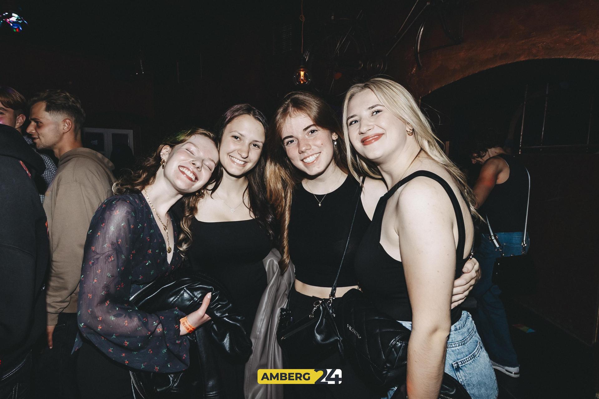 Amberg tanzt 2025 im UNS! (Bild: Lolografie)