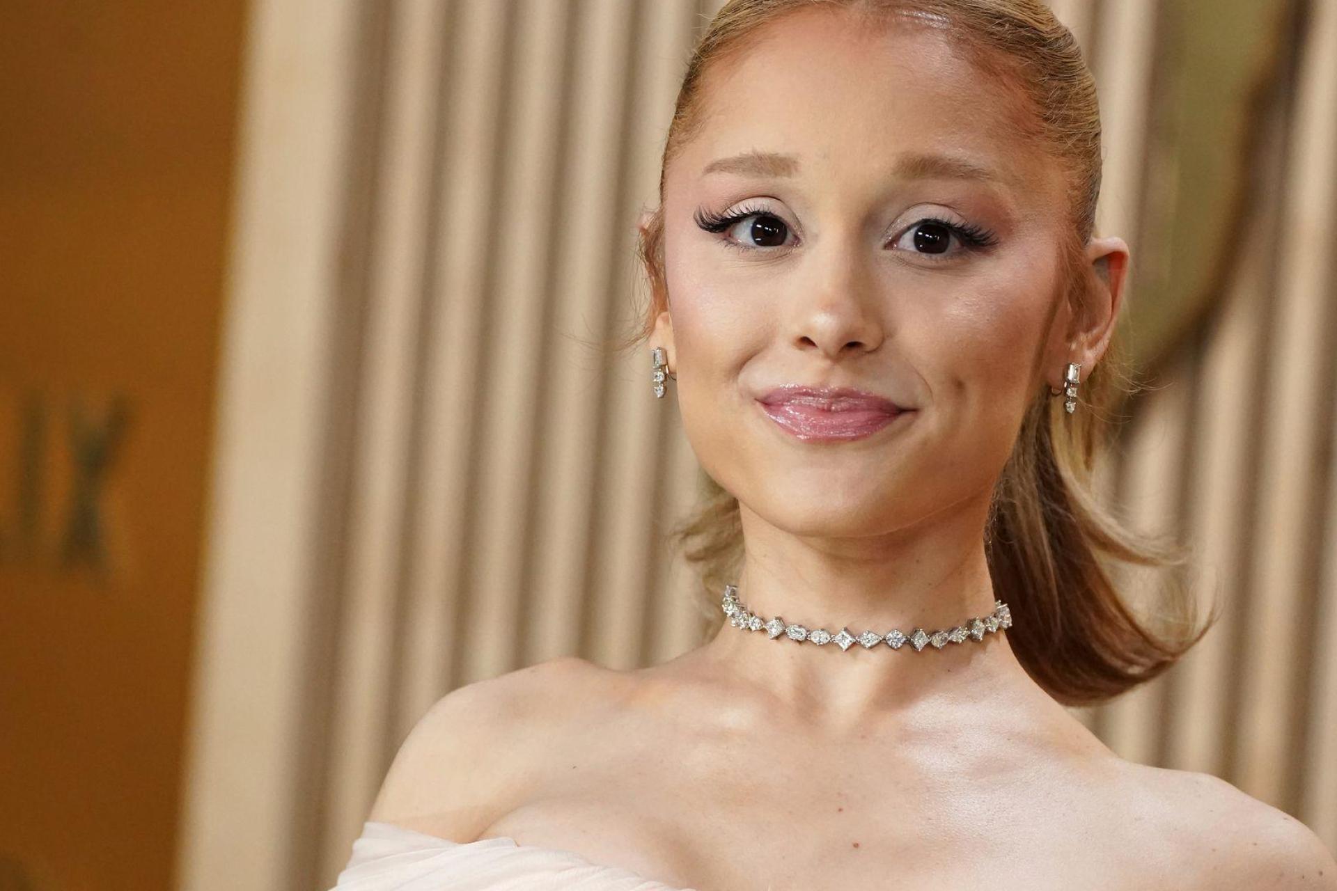 Ariana Grande ist gerade mit ihrem Album „Eternal Sunshine“ auf Tour. (Archivbild) (Bild: Jordan Strauss/Invision via AP/dpa)