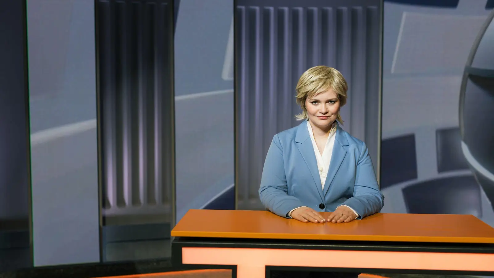 Autorin und Darstellerin Caro Worbs im „ZDF Magazin vor Ort“. (Bild: Lennart Speer/ZDF/dpa)