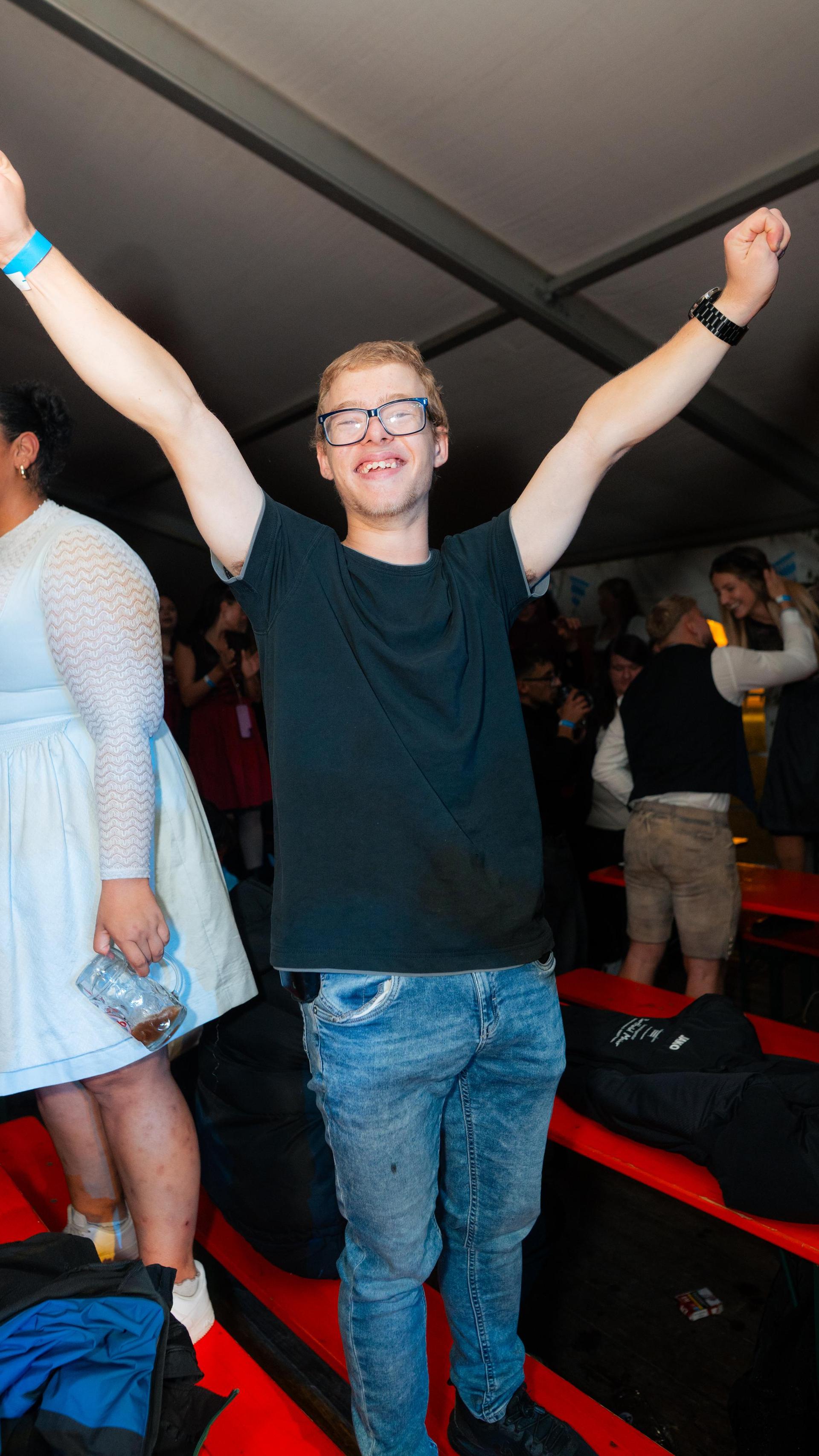 Die Highlights am Samstag bei der Kirchweih der DJK Weiden. (Bild: Hannes Stock)