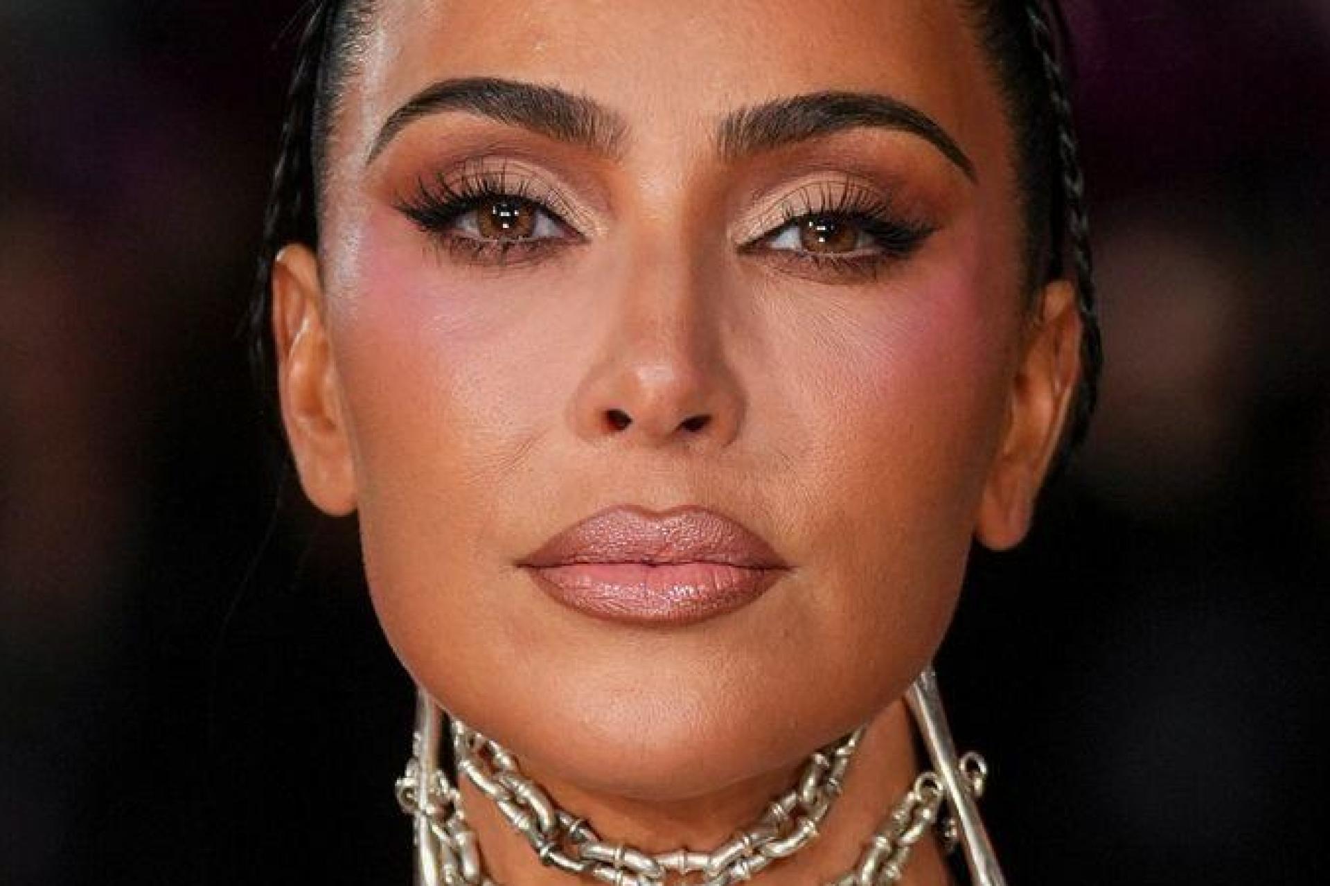 Kim Kardashian lässt jedes Jahr ihre Knochendichte untersuchen. (Archivbild) (Bild: Scott A Garfitt/Invision/dpa)