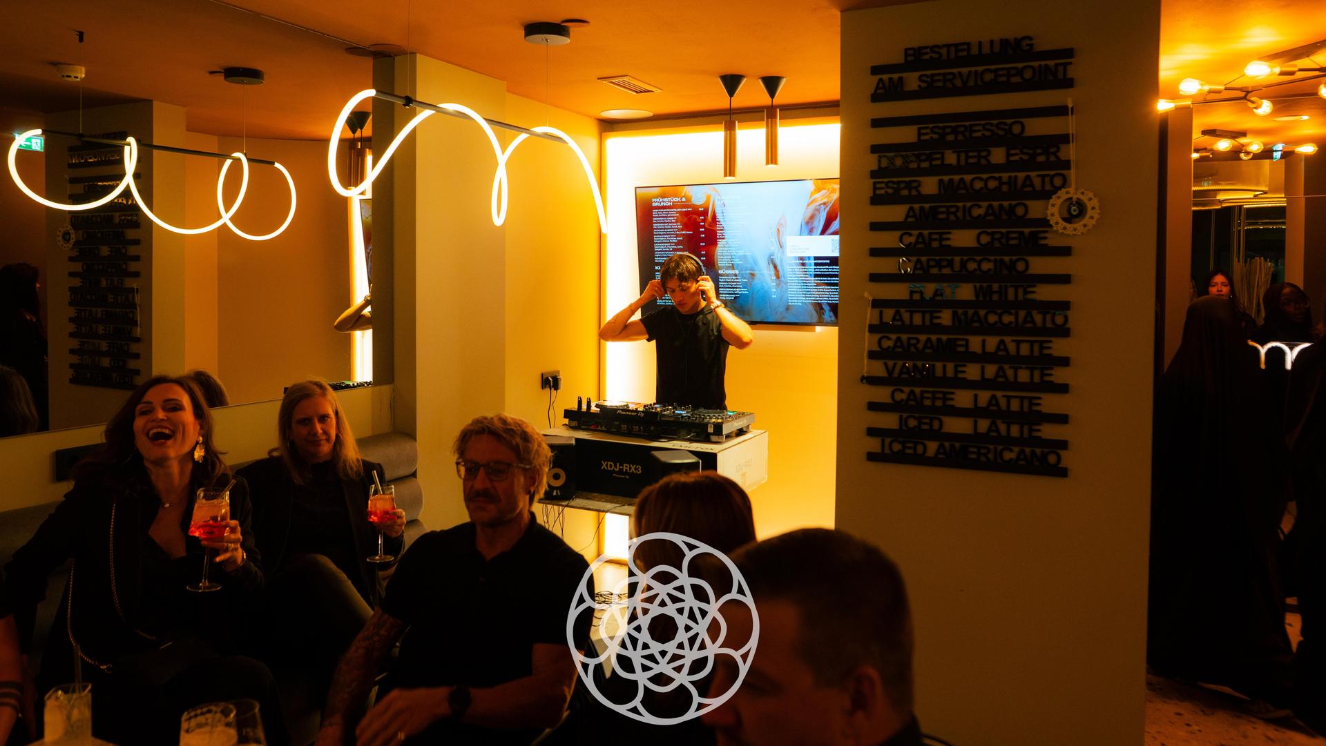 Beeindruckende Bilder von Black Night bei Sezi. (Bild: Hannes Stock)