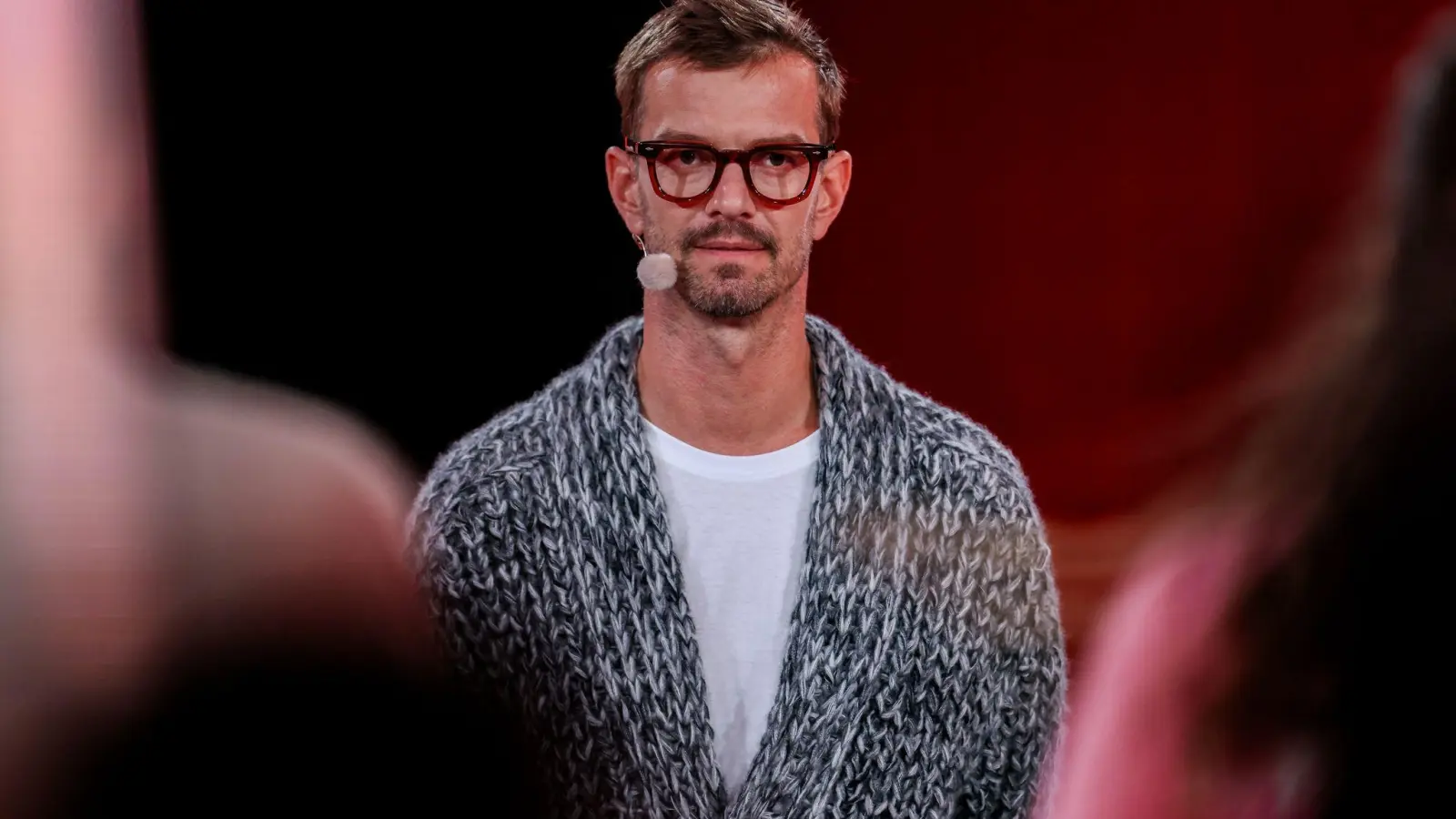 Möchte ungern um seine Show gebracht werden: Moderator und ProSieben-Urgestein Joko Winterscheidt. (Bild: Christoph Reichwein/dpa)