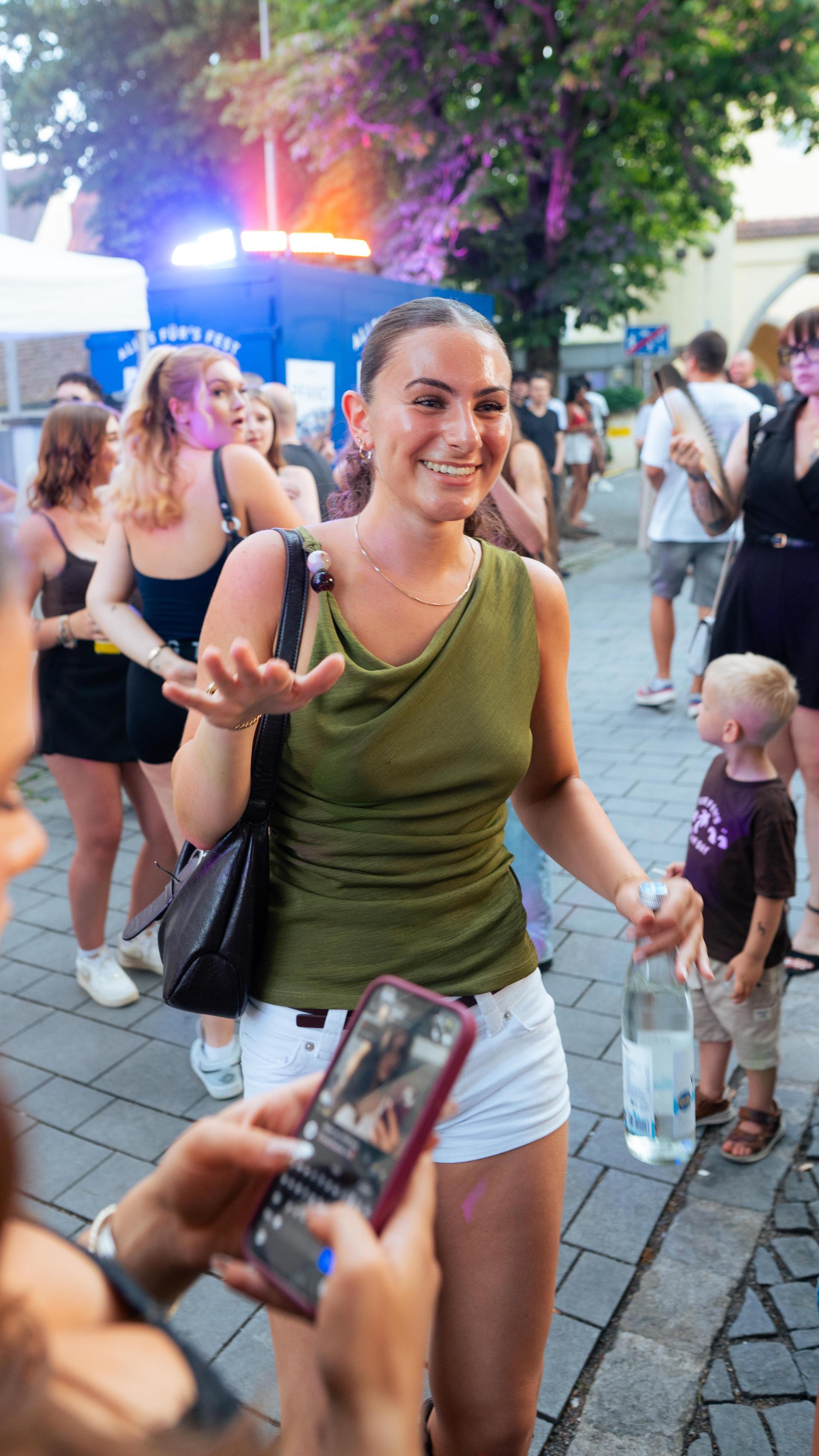 Dollar Bill heizt den Schlörplatz ein! (Bild: Hannes Stock)