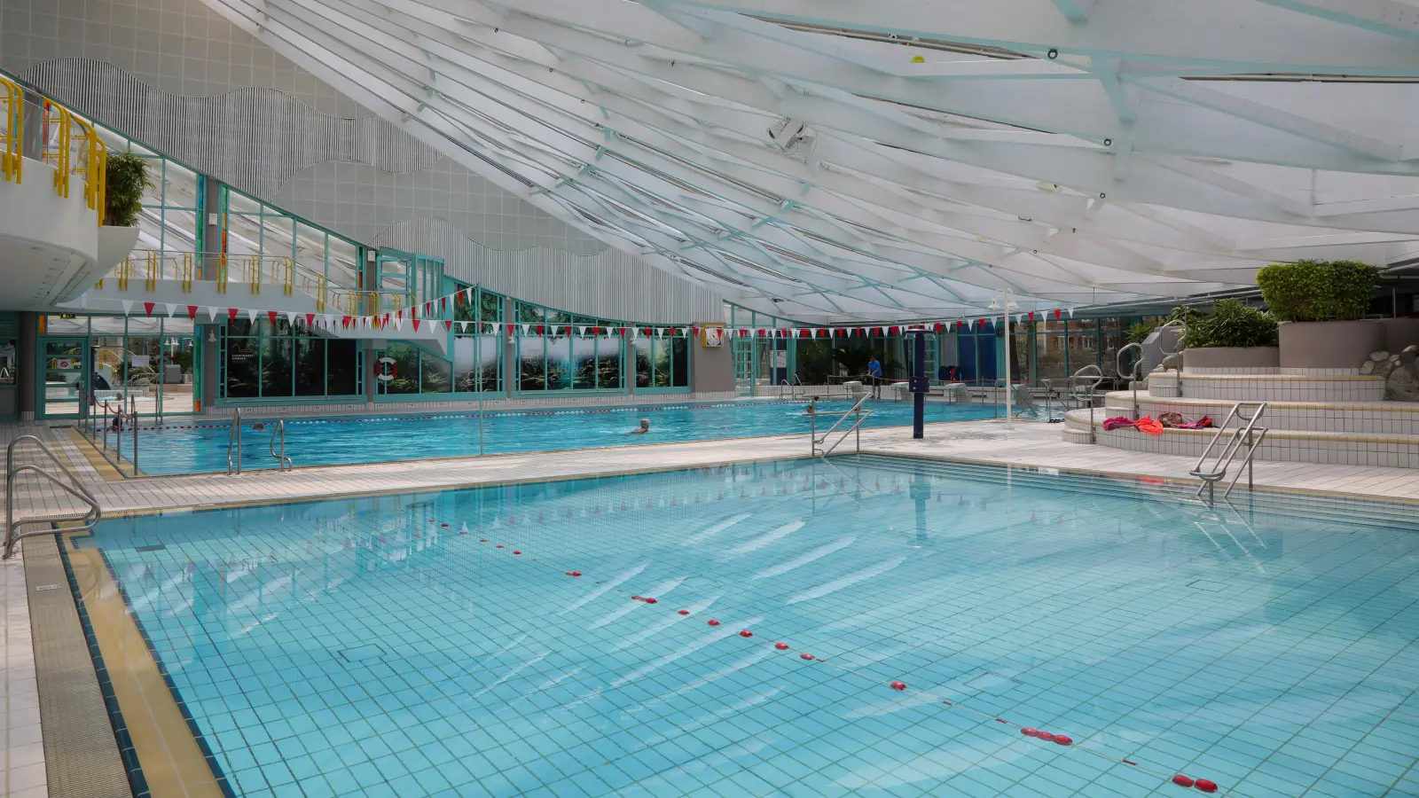 Im Kurfürstenbad werden ab 1. Juni die Fliesen erneuert. Der Freizeit- und Saunabereich steht den Kufü-Gästen aber weiterhin wie gewohnt zur Verfügung. (Bild: Wolfgang Steinbacher)