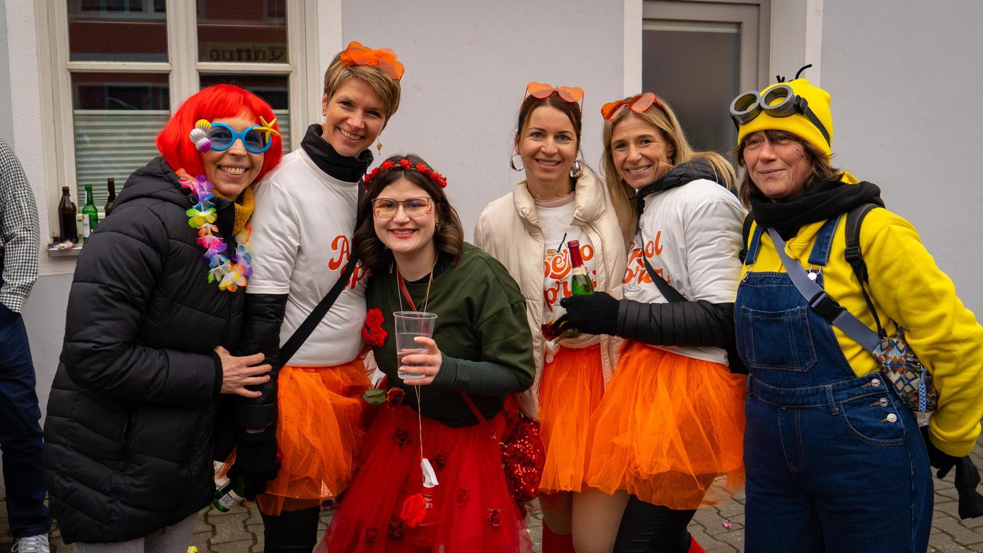 In Hahnbach ging es am Sonntag vor, während und vor allem nach dem Faschingszug richtig ab. (Bild: knz)