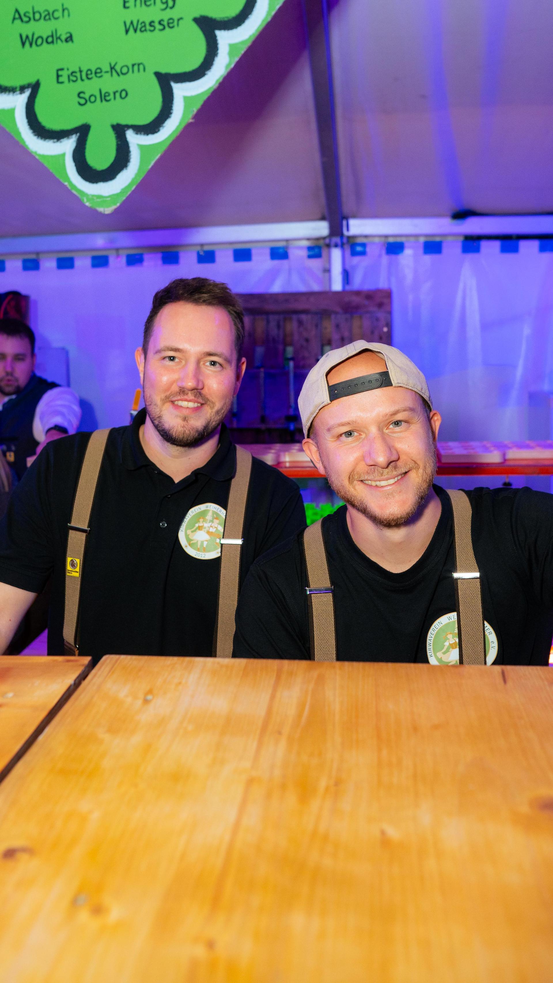 Szenen der Kirwaparty in Weiherhammer. (Bild: Hannes Stock)