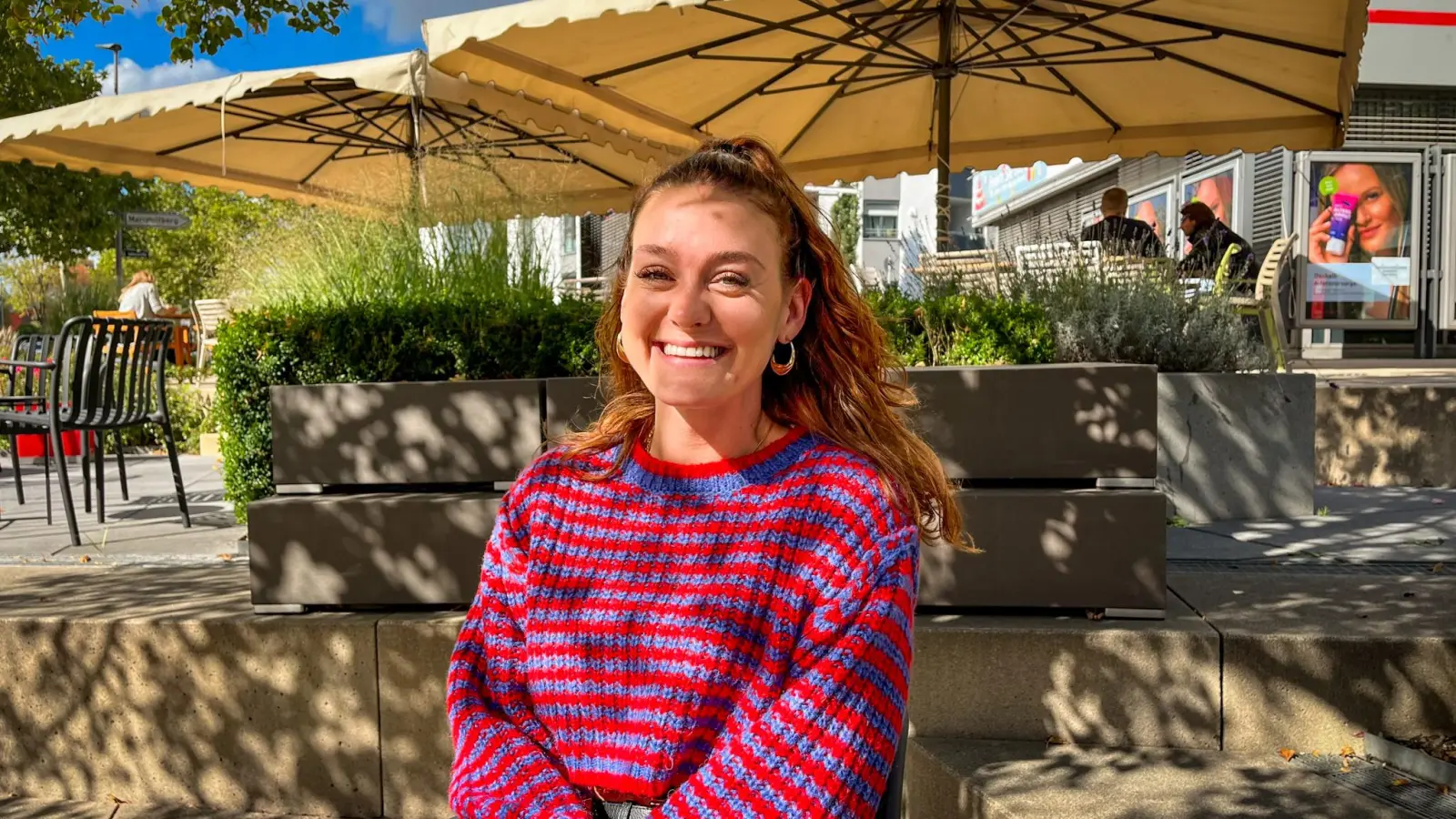 Musikerin Beni hat nicht nur auf richtig coolen Hochzeiten gespielt, sondern arbeitet gerade am Release ihres ersten eigenen Songs. (Bild: knz)