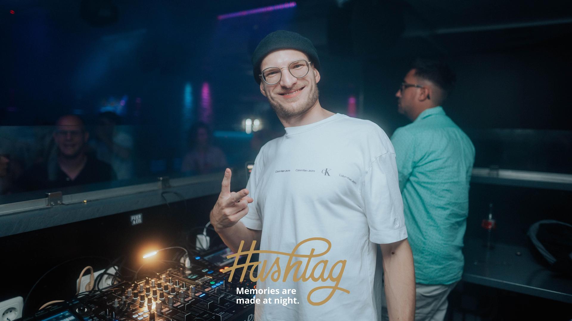 Auch am Abend vorm Feiertag wurde im Hashtag gefeiert. (Bild: Sebastian Reiter)