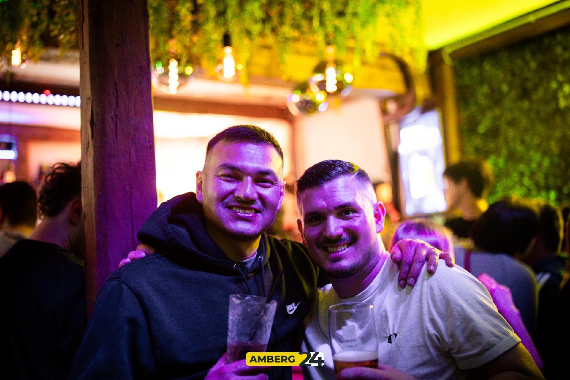 Im „Herzog” in Sulzbach-Rosenberg stieg am Samstag die Hallenmasters Afterparty. (Bild: Julia Bär)