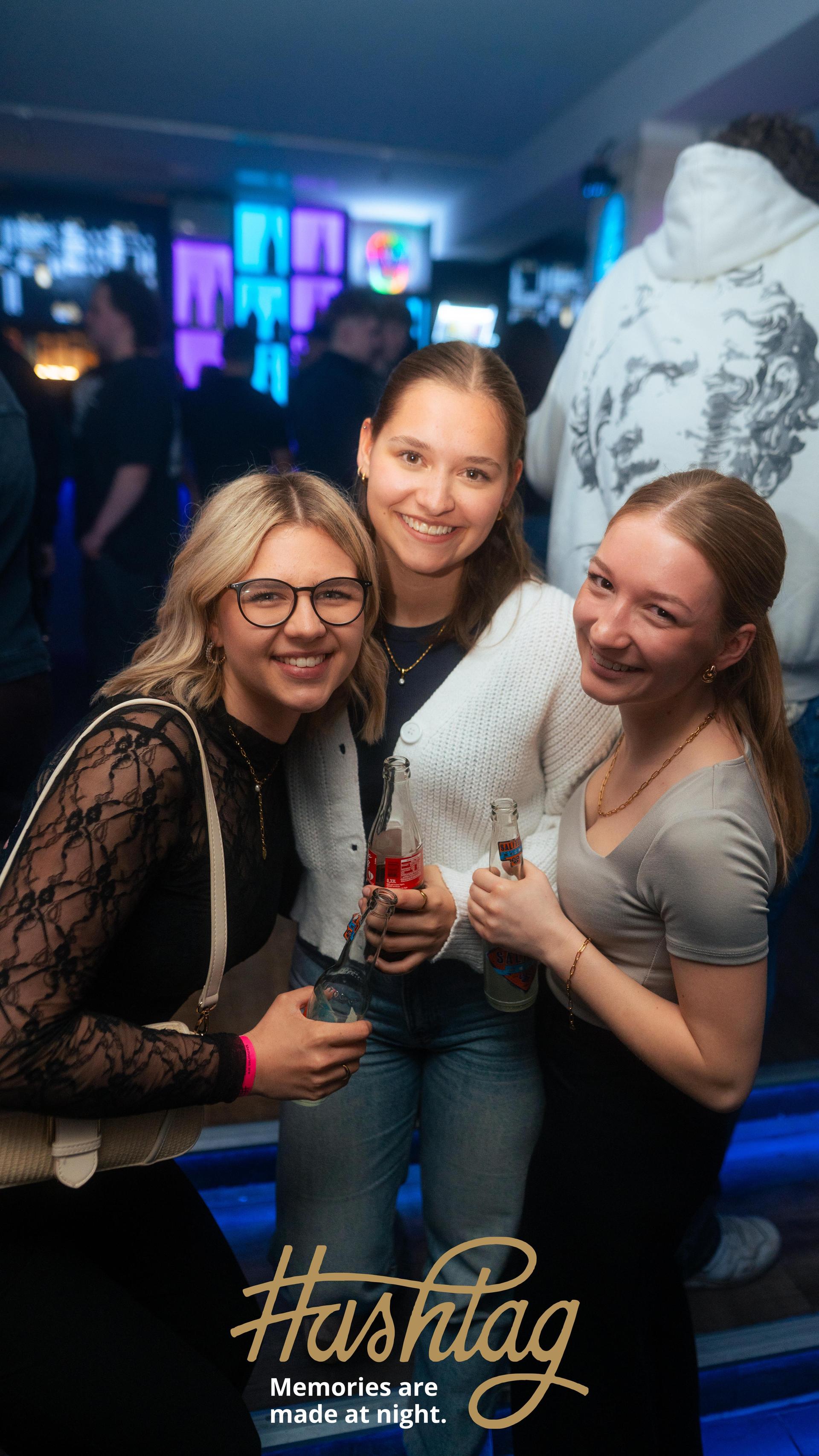 Im Hashtag haben euch am Freitag zwei neue, junge DJs eingeheizt: DJ Feco und DJ Whitekk. (Bild: Hannes Stock)