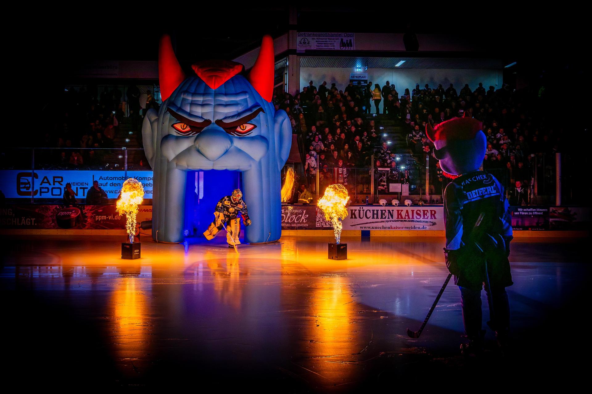 Bald brennt das Eis wieder in Weiden. Die Blue Devils haben ihren Vorbereitungsplan veröffentlicht. (Bild: Tobias Neubert)