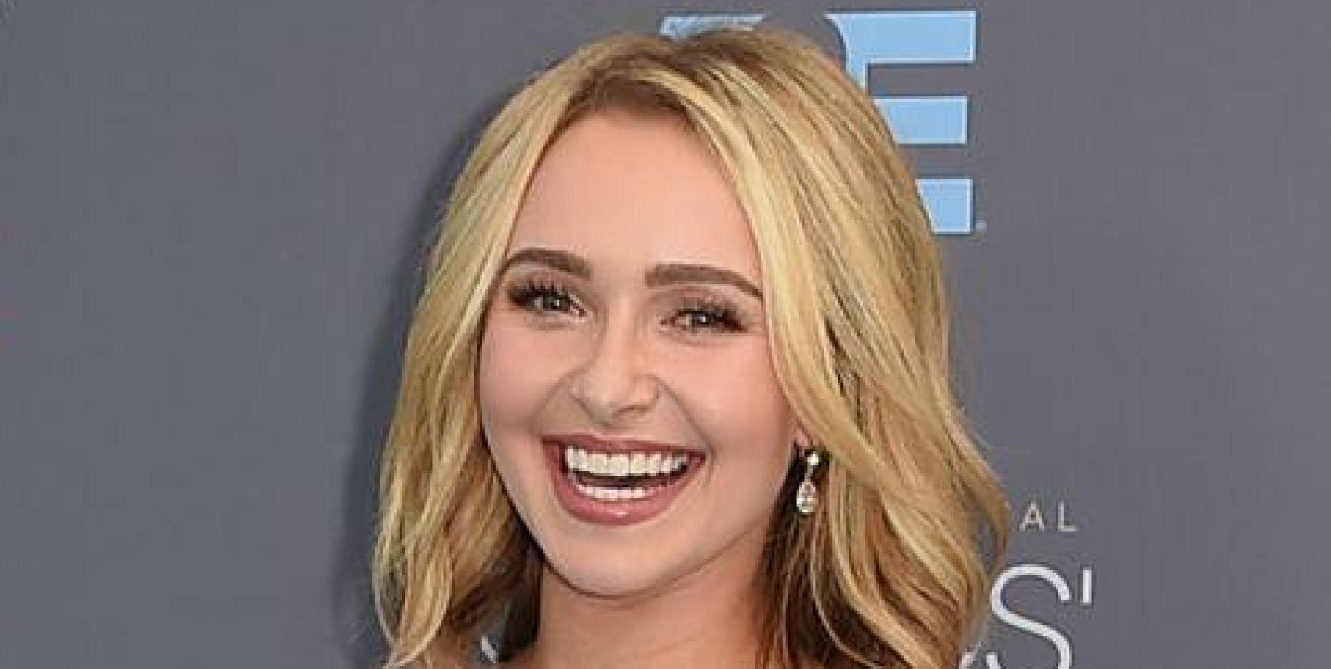 Schon als Kinderstar war Hayden Panettiere in den USA bekannt, in Deutschland ließ neben ihren Filmrollen auch die Beziehung zu Ex-Boxweltmeister Wladimir Klitschko aufhorchen: Jetzt starb sie mit 36 Jahren. (Archivbild)  (Bild: Jordan Strauss/Invision/AP/dpa)