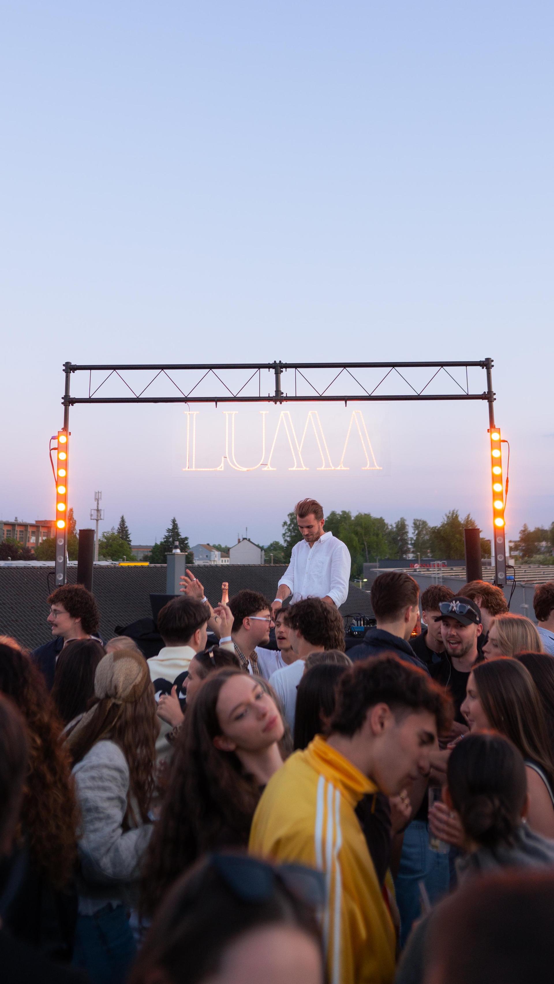 Bilder des Abends. (Bild: Hannes Stock)