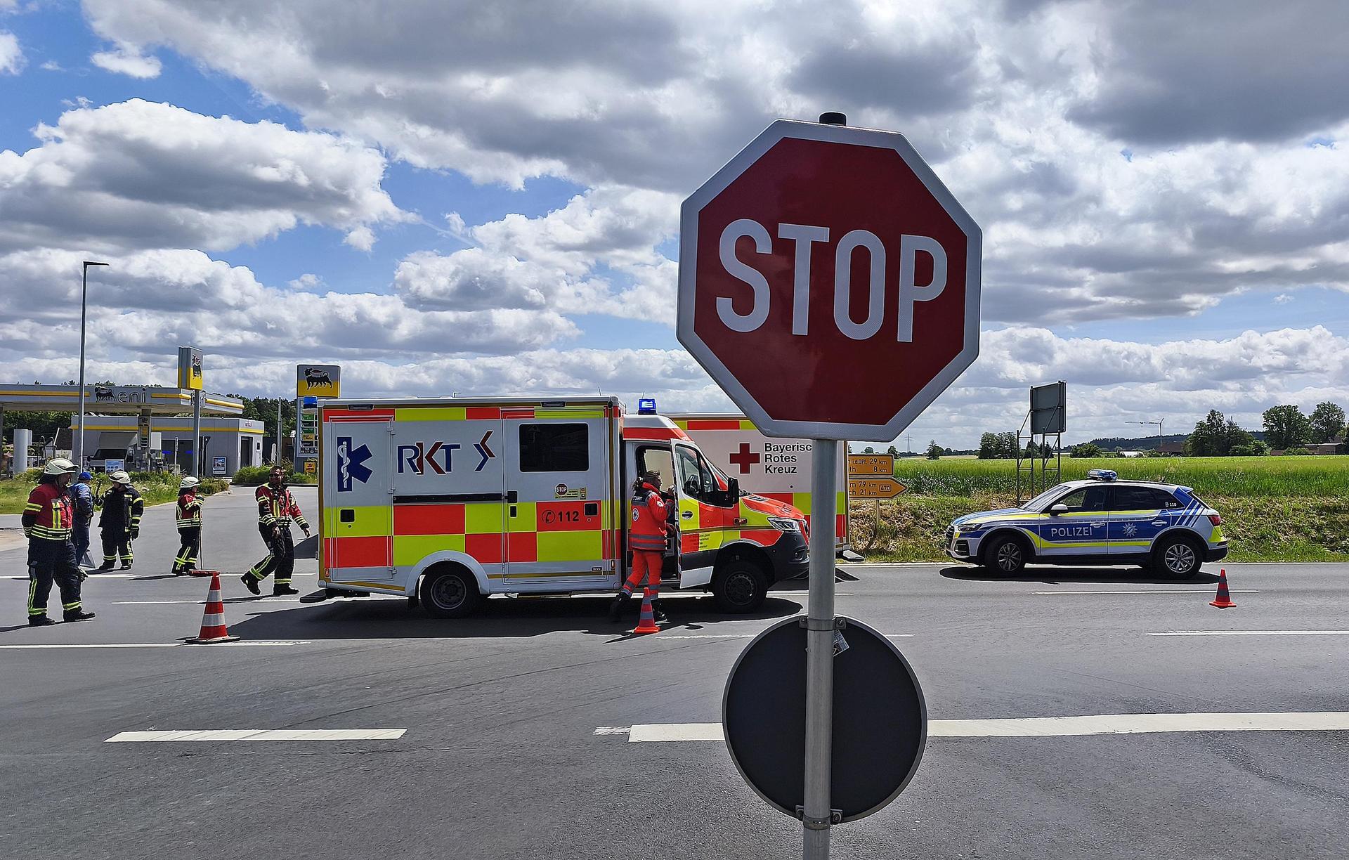 Hier passierte am Sonntag ein Unfall zwischen einem Motorrad und einem Auto. Zu der unfallträchtigen Kreuzung mussten die Einsatzkräfte schon des Öfteren ausrücken.  (Bild: jma)