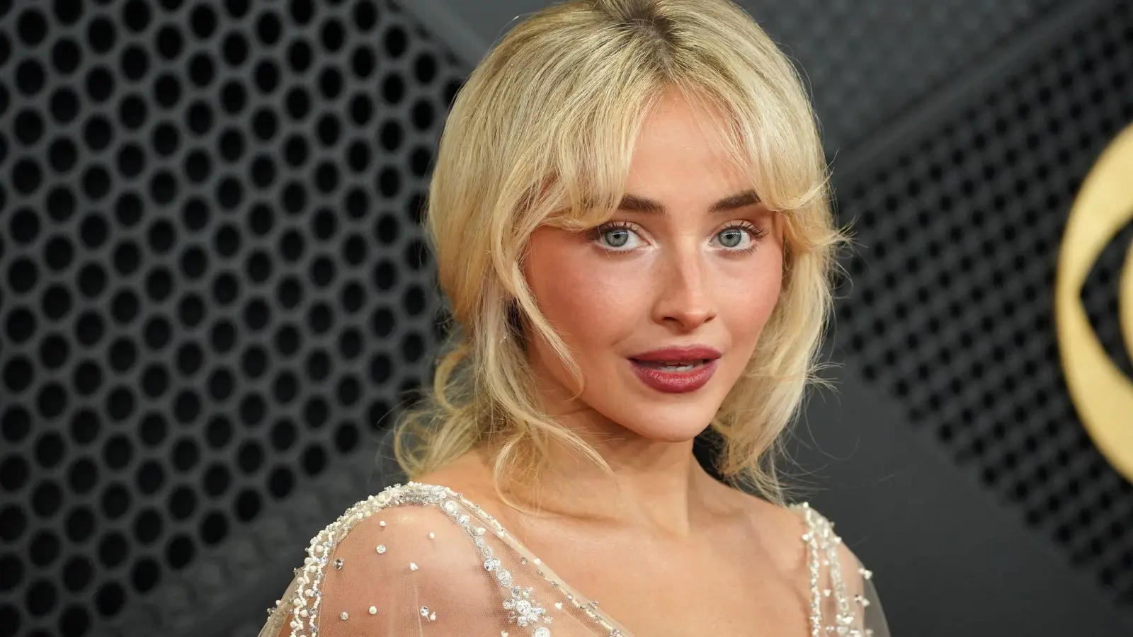 Sabrina Carpenter und Madonna machen gemeinsame Sache. (Archivbild)  (Bild: Jordan Strauss/Invision/AP/dpa)