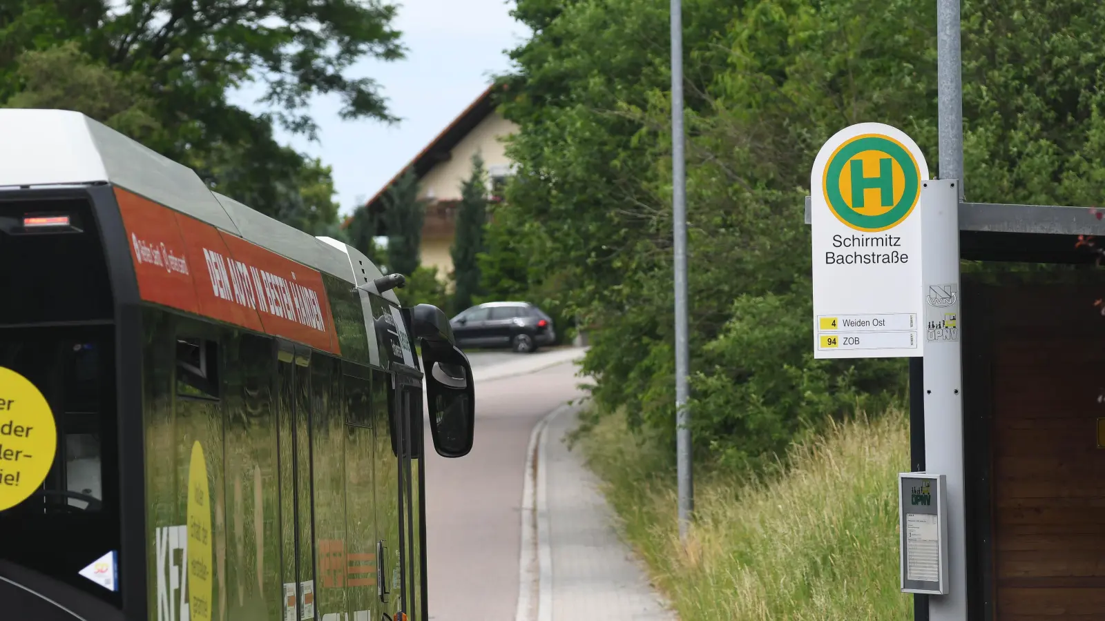 Weil in Auerbach der Marktplatz gesperrt ist, hat das Auswirkungen auf den Busverkehr.  (Bild: Gabi Schönberger)