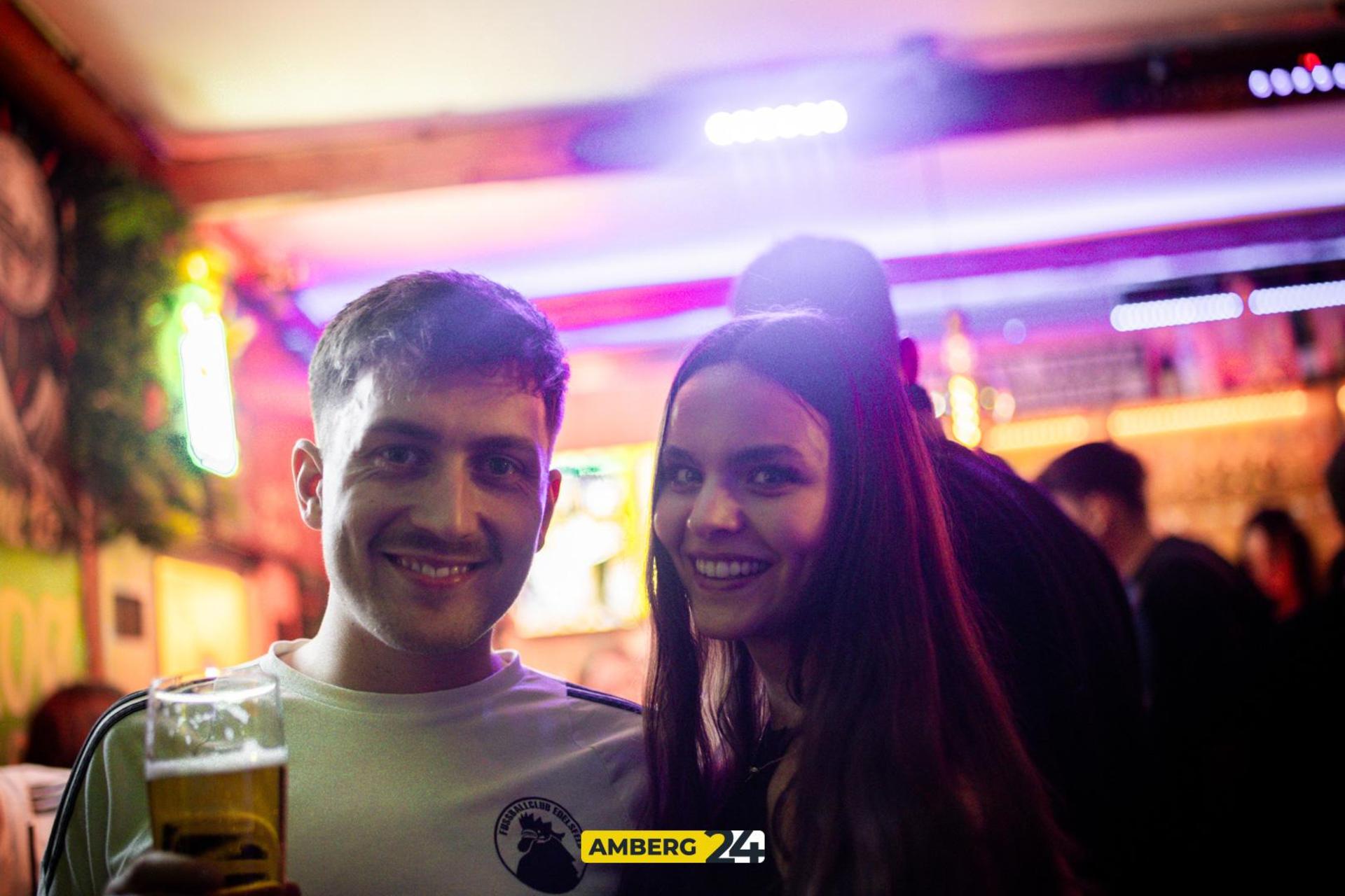 Im „Herzog” in Sulzbach-Rosenberg stieg am Samstag die Hallenmasters Afterparty. (Bild: Julia Bär)