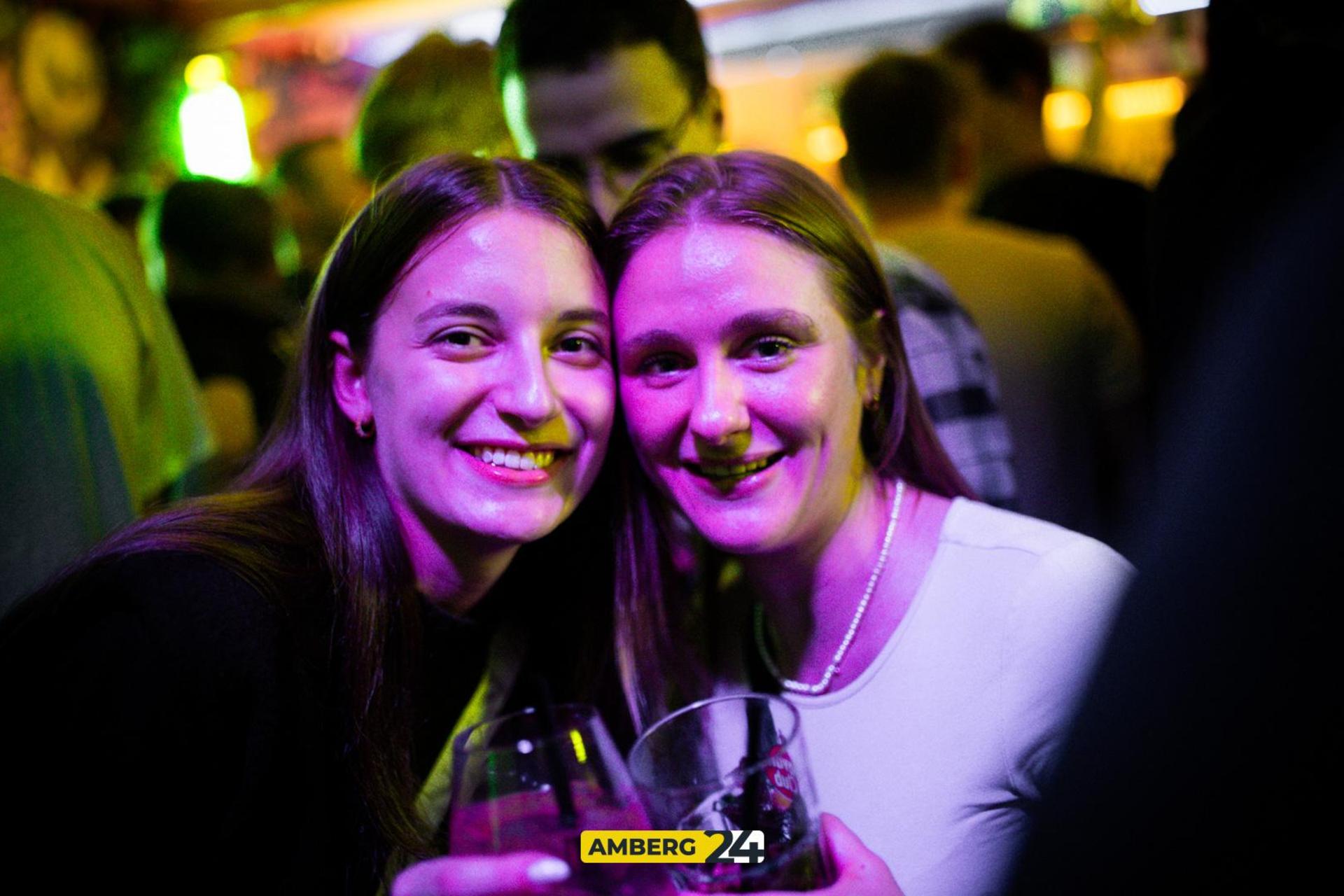 Im „Herzog” in Sulzbach-Rosenberg stieg am Samstag die Hallenmasters Afterparty. (Bild: Julia Bär)