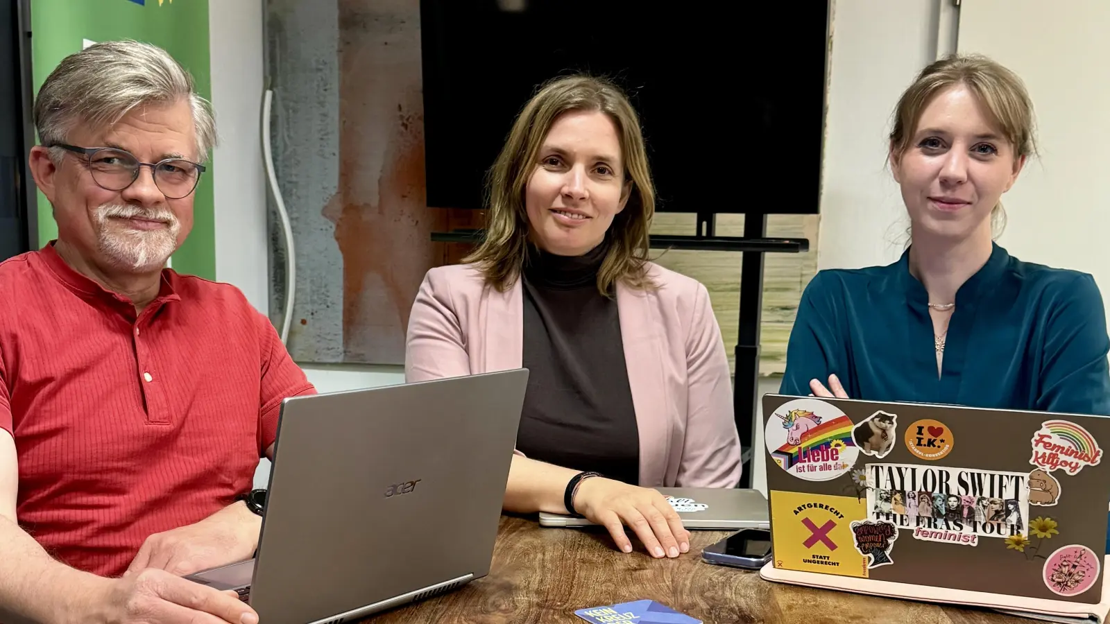 Falk Ponsold, Laura Weber und Anna Pschierer bilden die Stadtratsfraktion der Grünen. (Bild: Bündnis 90/Die Grünen)